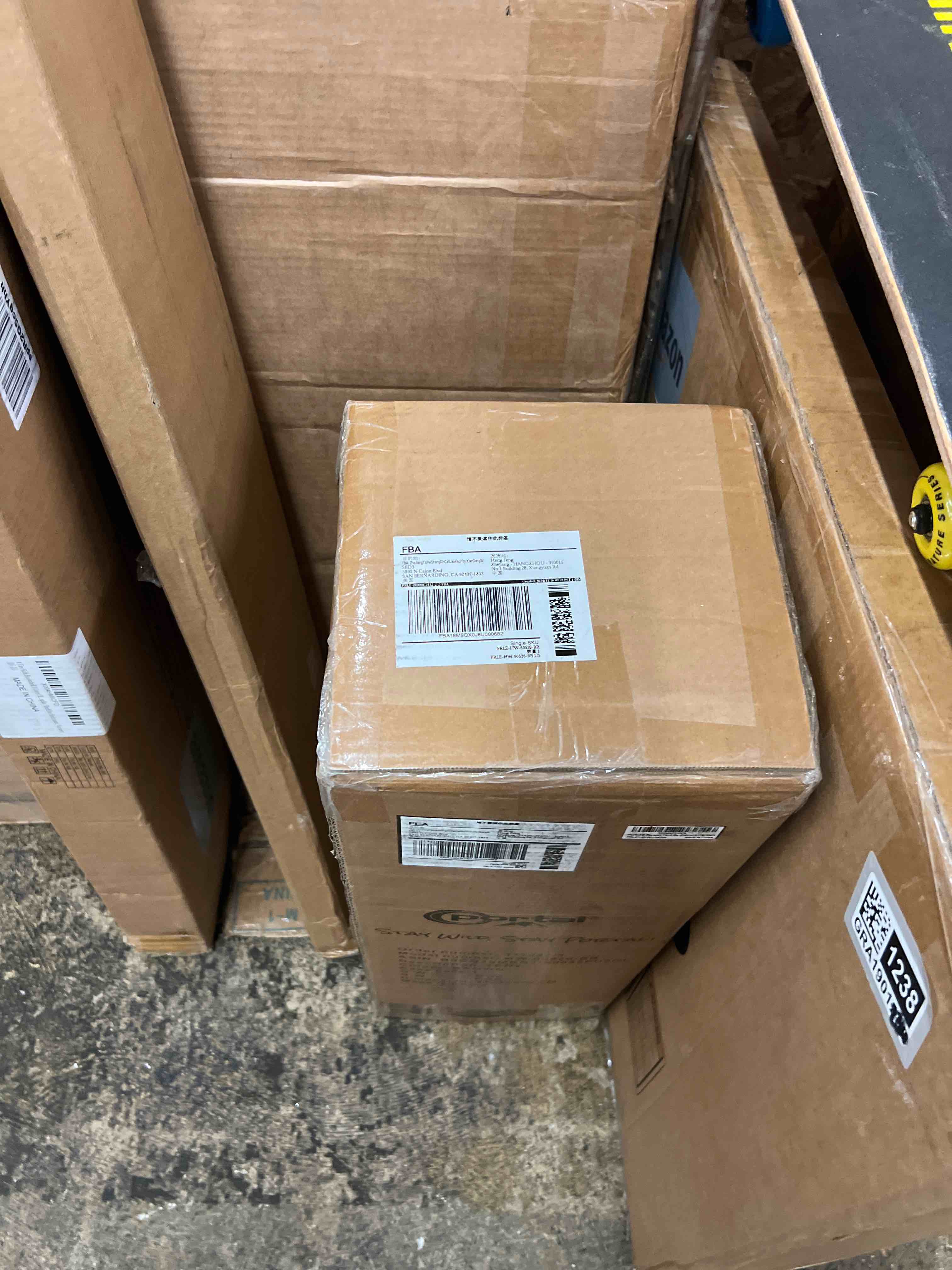 https://s3.amazonaws.com/lotting-images-prod/phillipi/GRA1901232_1755223718279.jpeg