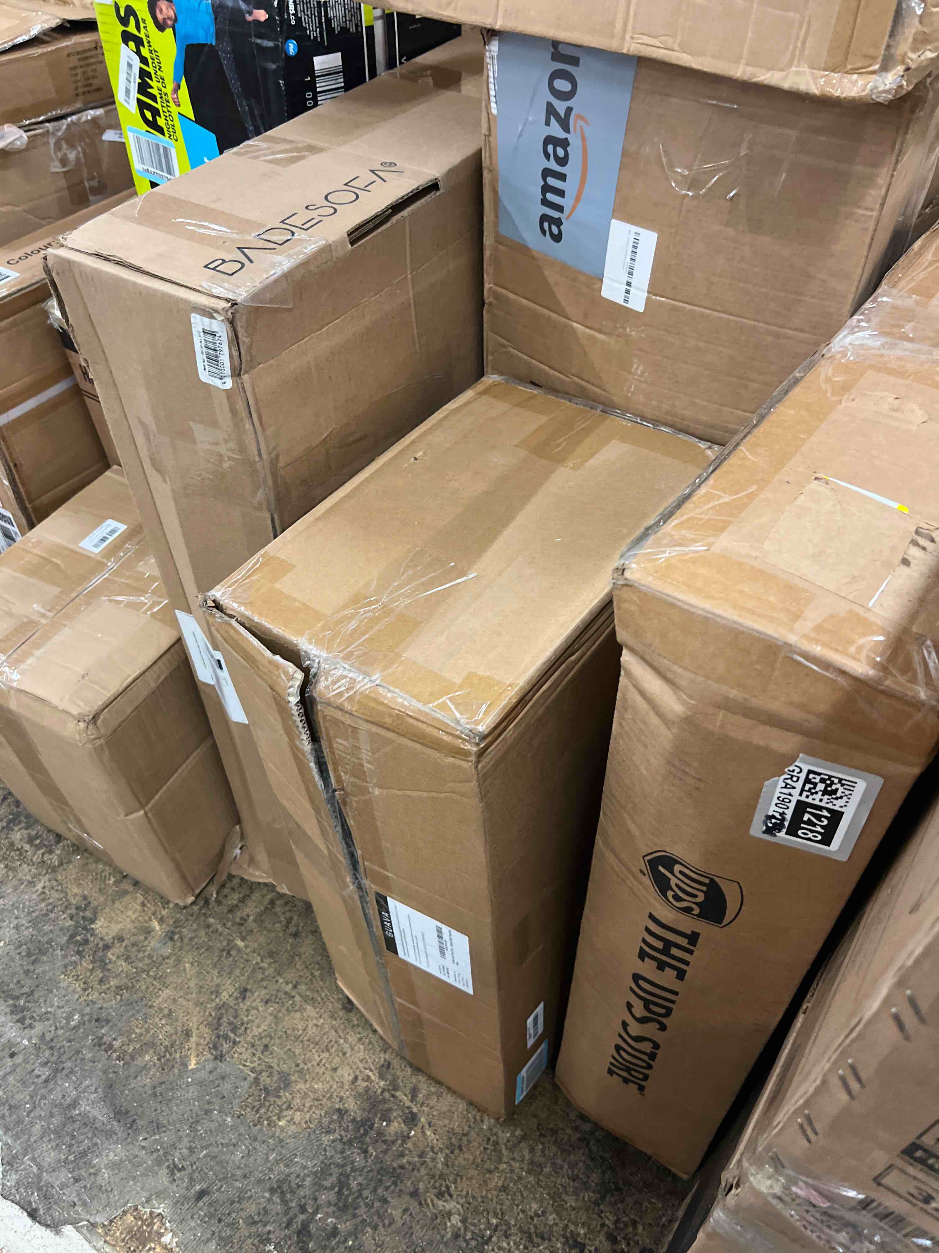 https://s3.amazonaws.com/lotting-images-prod/phillipi/GRA1901257_1755264866332.jpeg