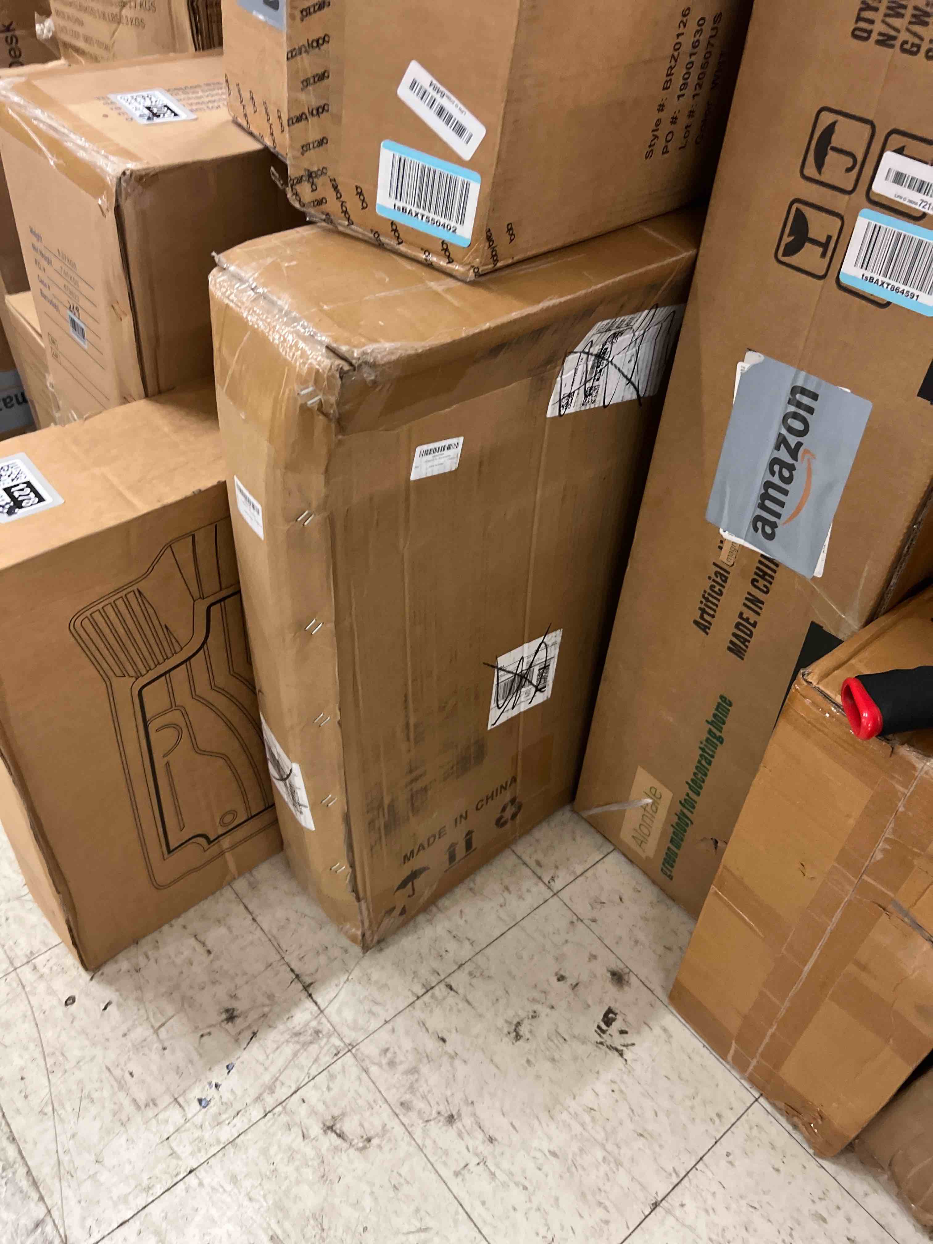 https://s3.amazonaws.com/lotting-images-prod/phillipi/GRA1901277_1755268854184.jpeg