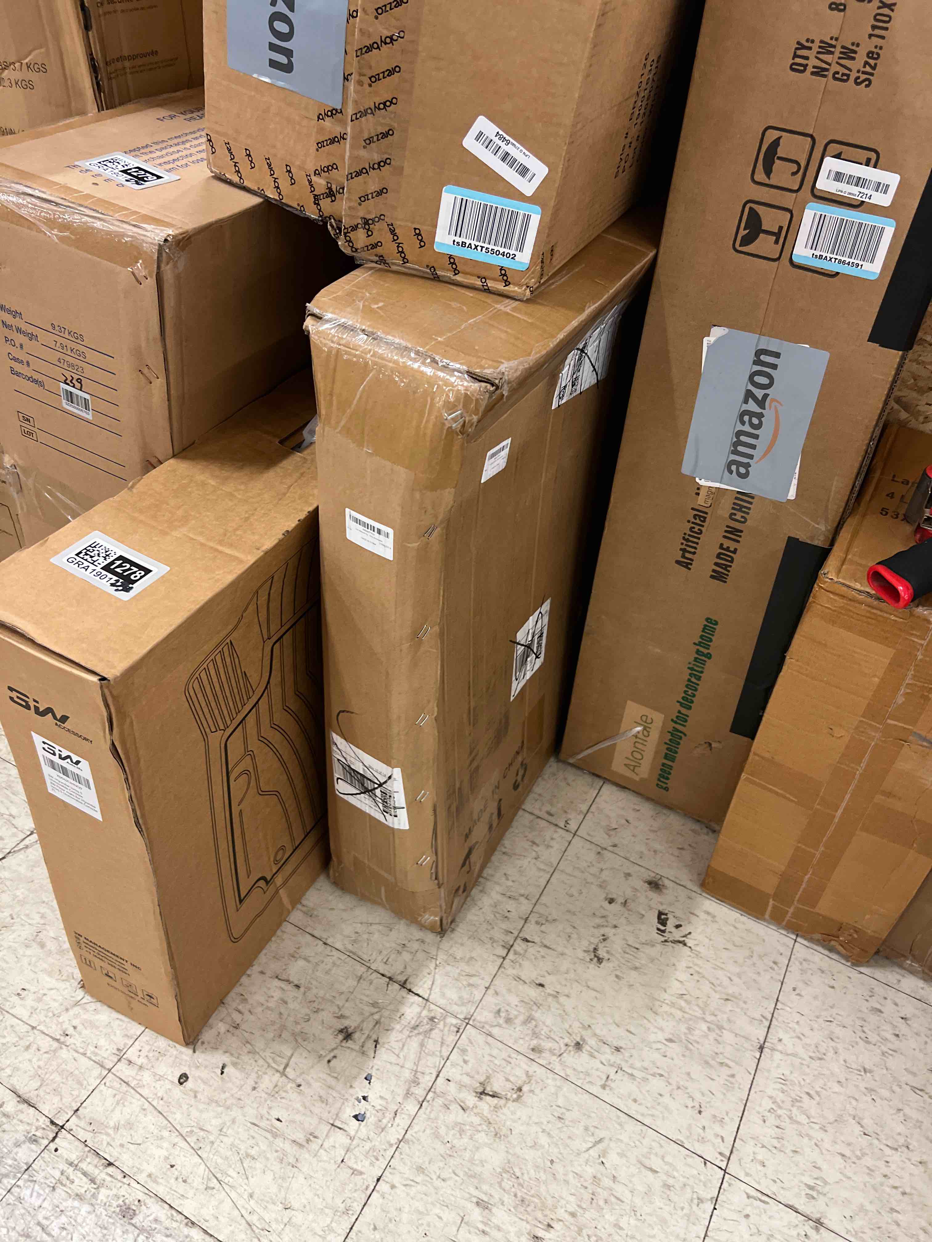 https://s3.amazonaws.com/lotting-images-prod/phillipi/GRA1901277_1755268855818.jpeg