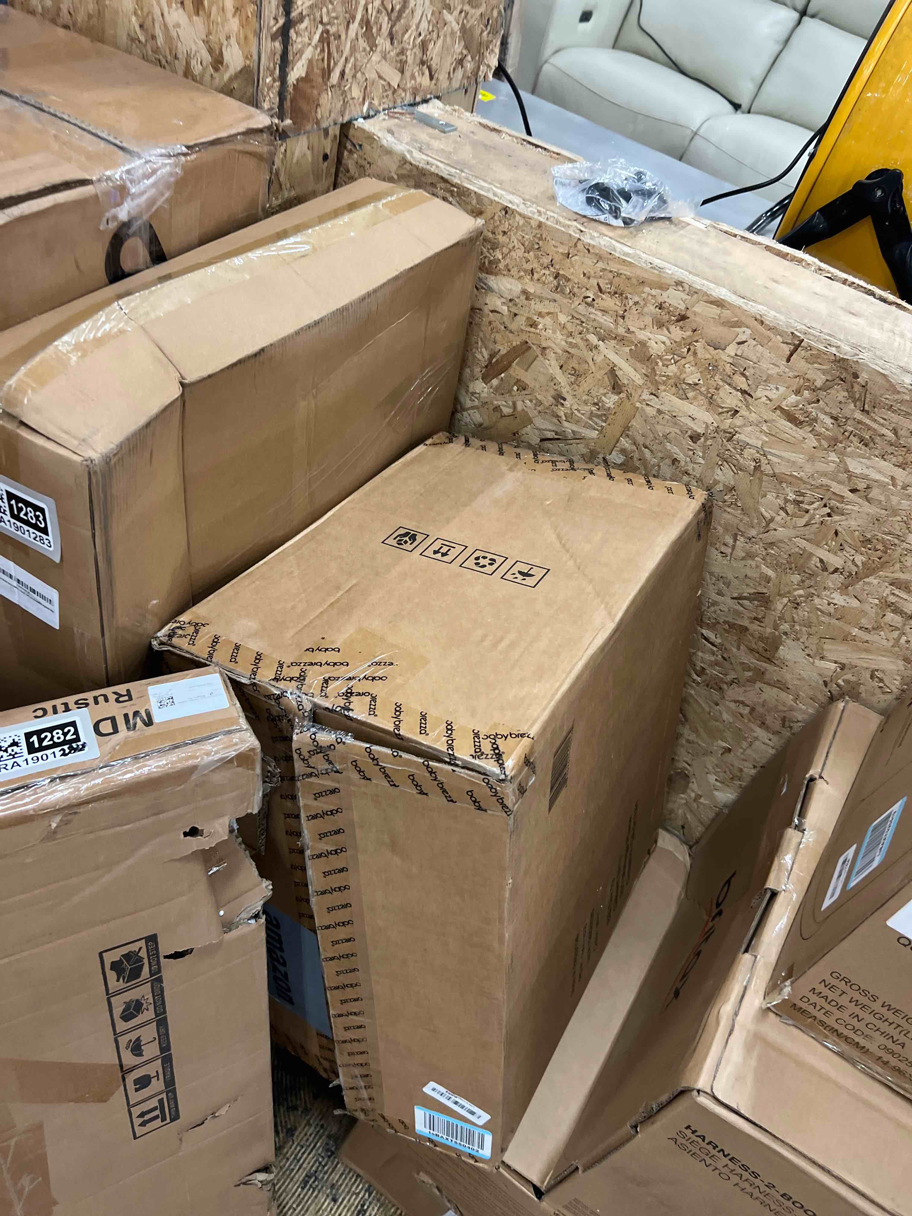 https://s3.amazonaws.com/lotting-images-prod/phillipi/GRA1901281_1755268695416.jpeg