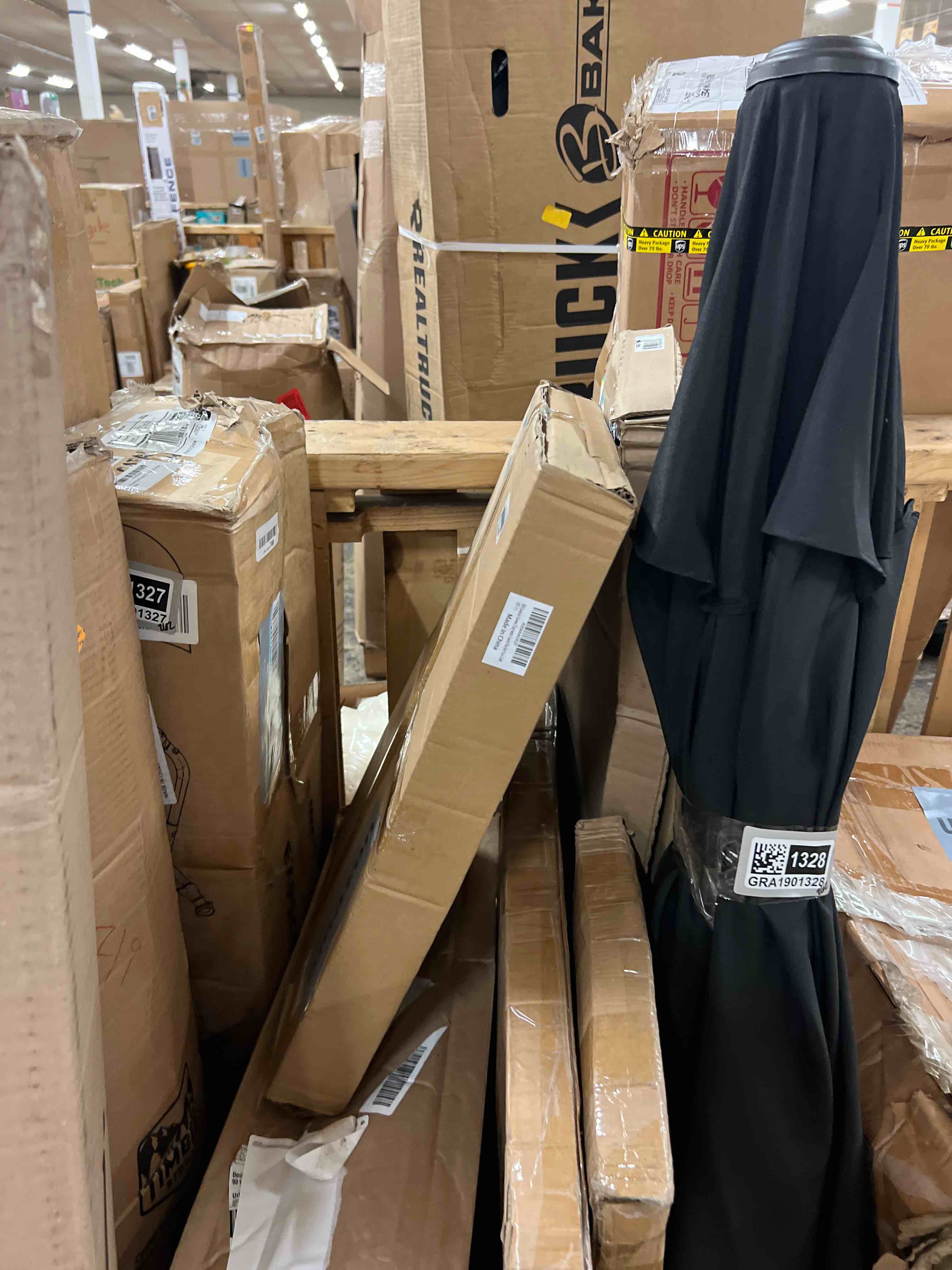https://s3.amazonaws.com/lotting-images-prod/phillipi/GRA1901309_1755741887026.jpeg