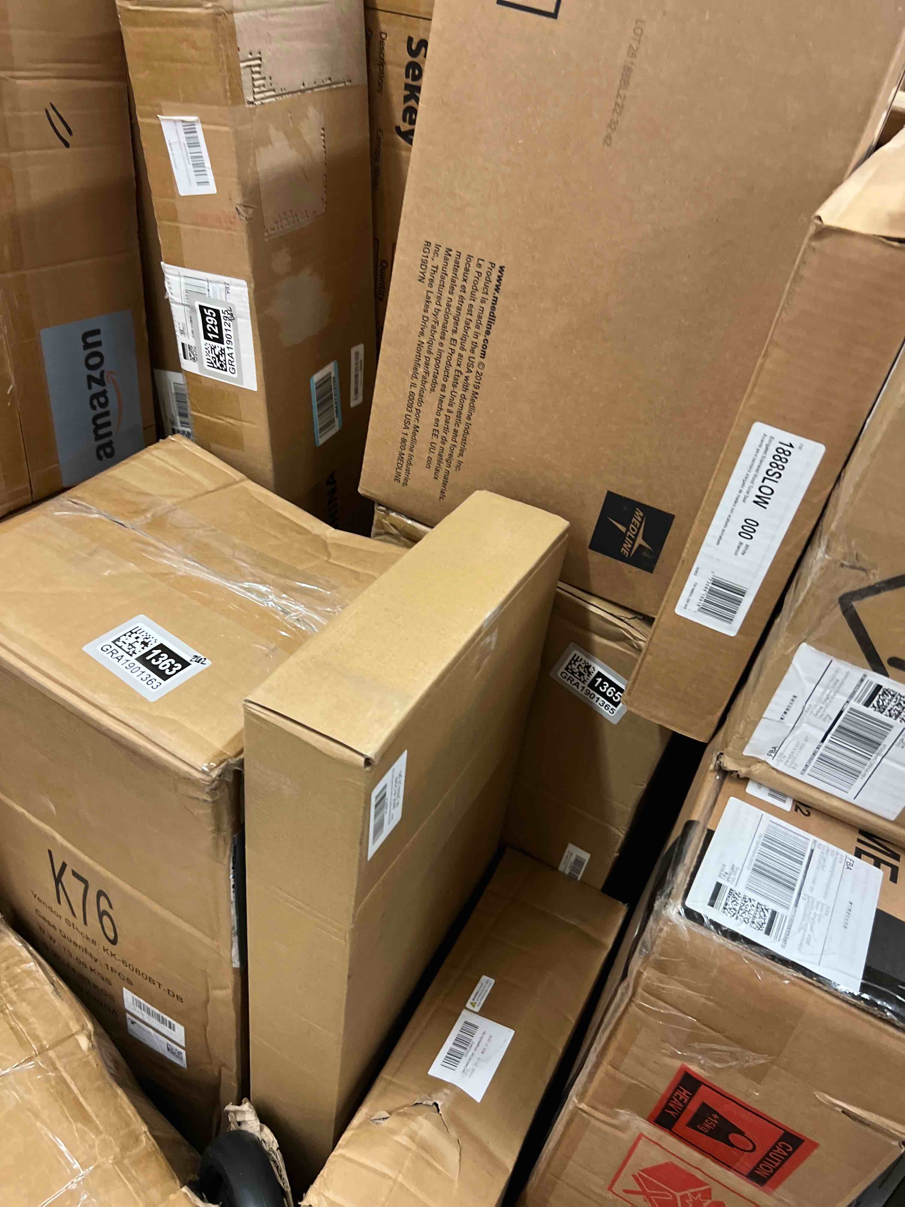 https://s3.amazonaws.com/lotting-images-prod/phillipi/GRA1901344_1755794656644.jpeg