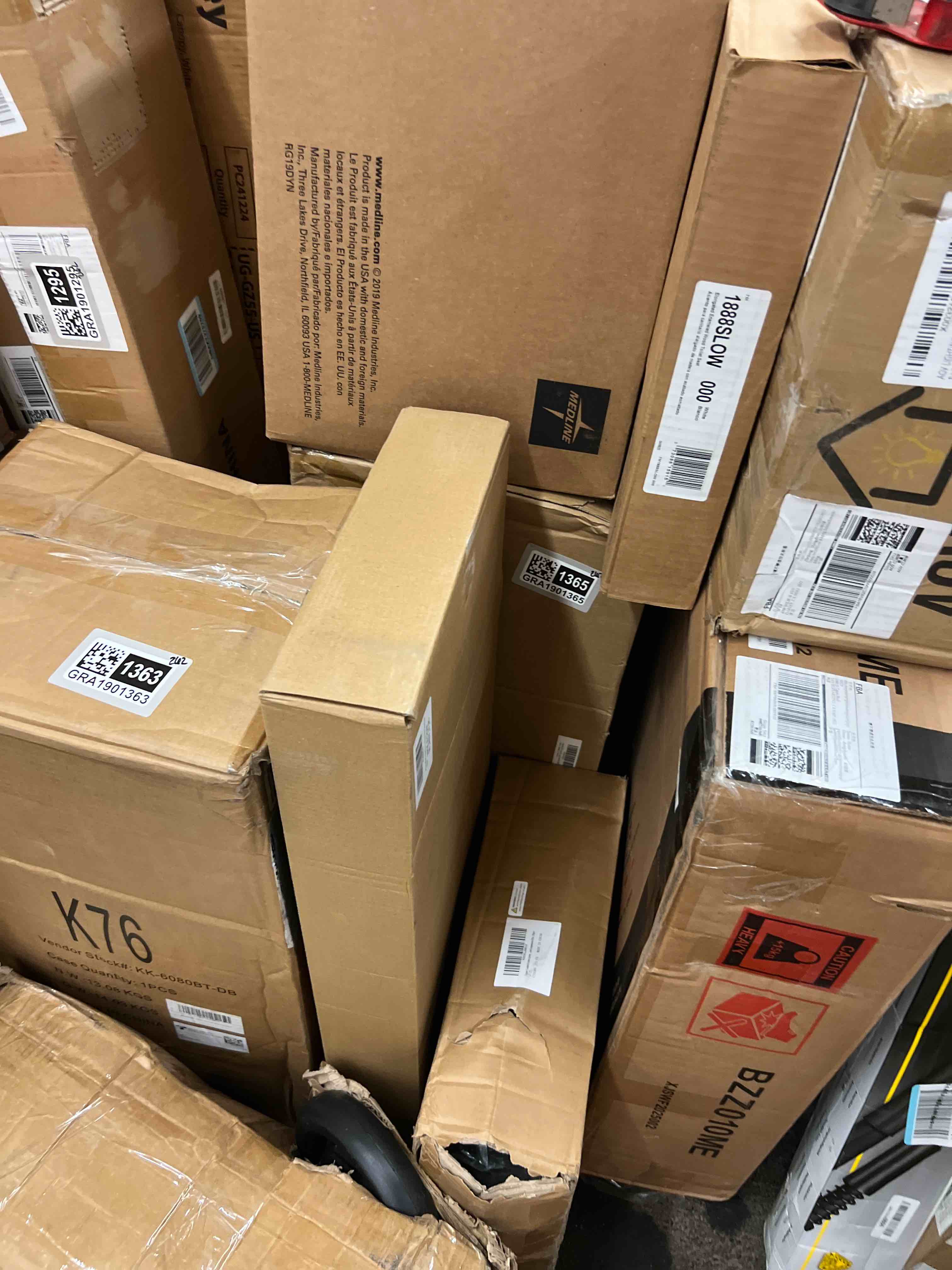 https://s3.amazonaws.com/lotting-images-prod/phillipi/GRA1901344_1755794657698.jpeg