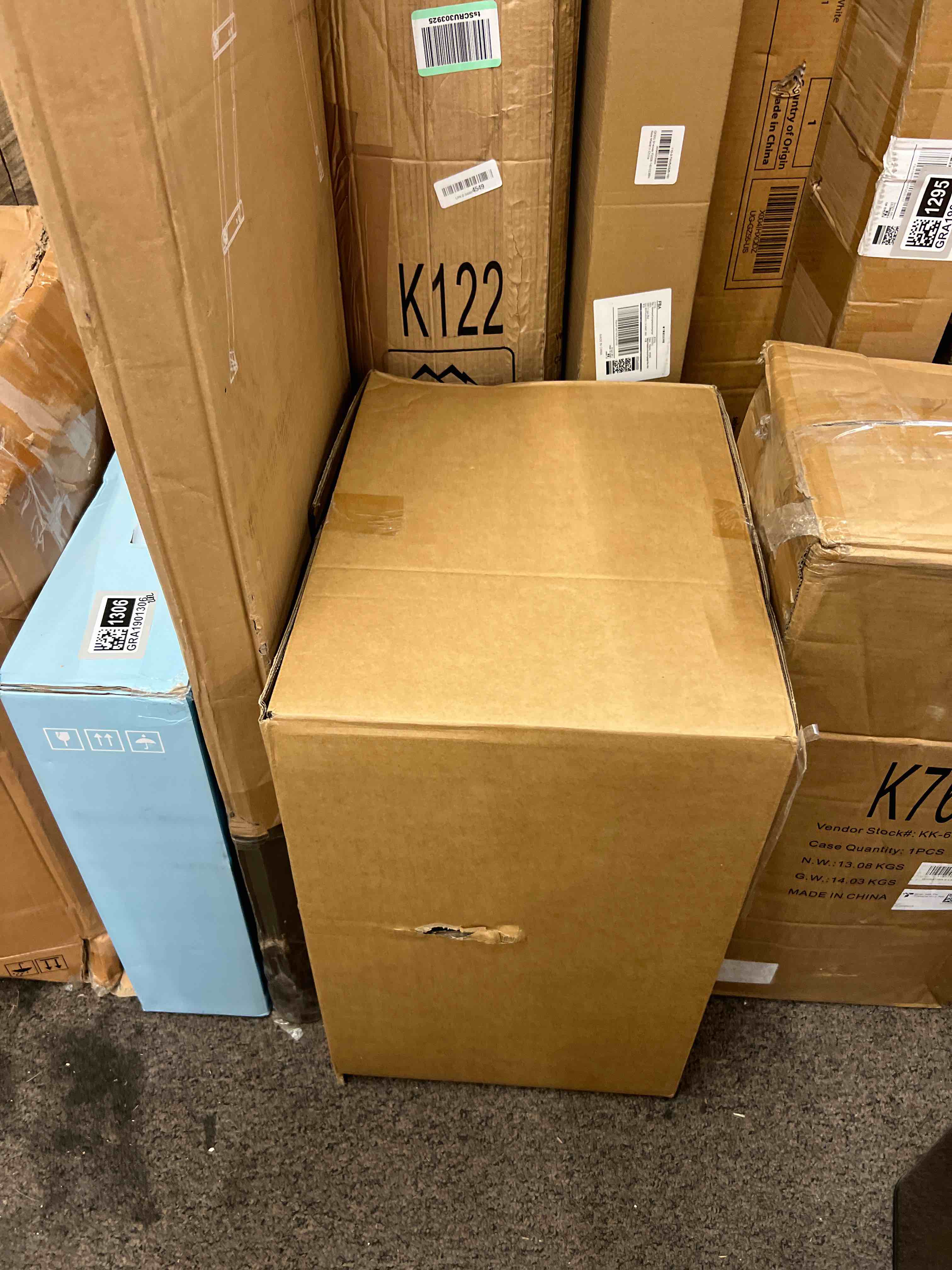 https://s3.amazonaws.com/lotting-images-prod/phillipi/GRA1901367_1755788528112.jpeg