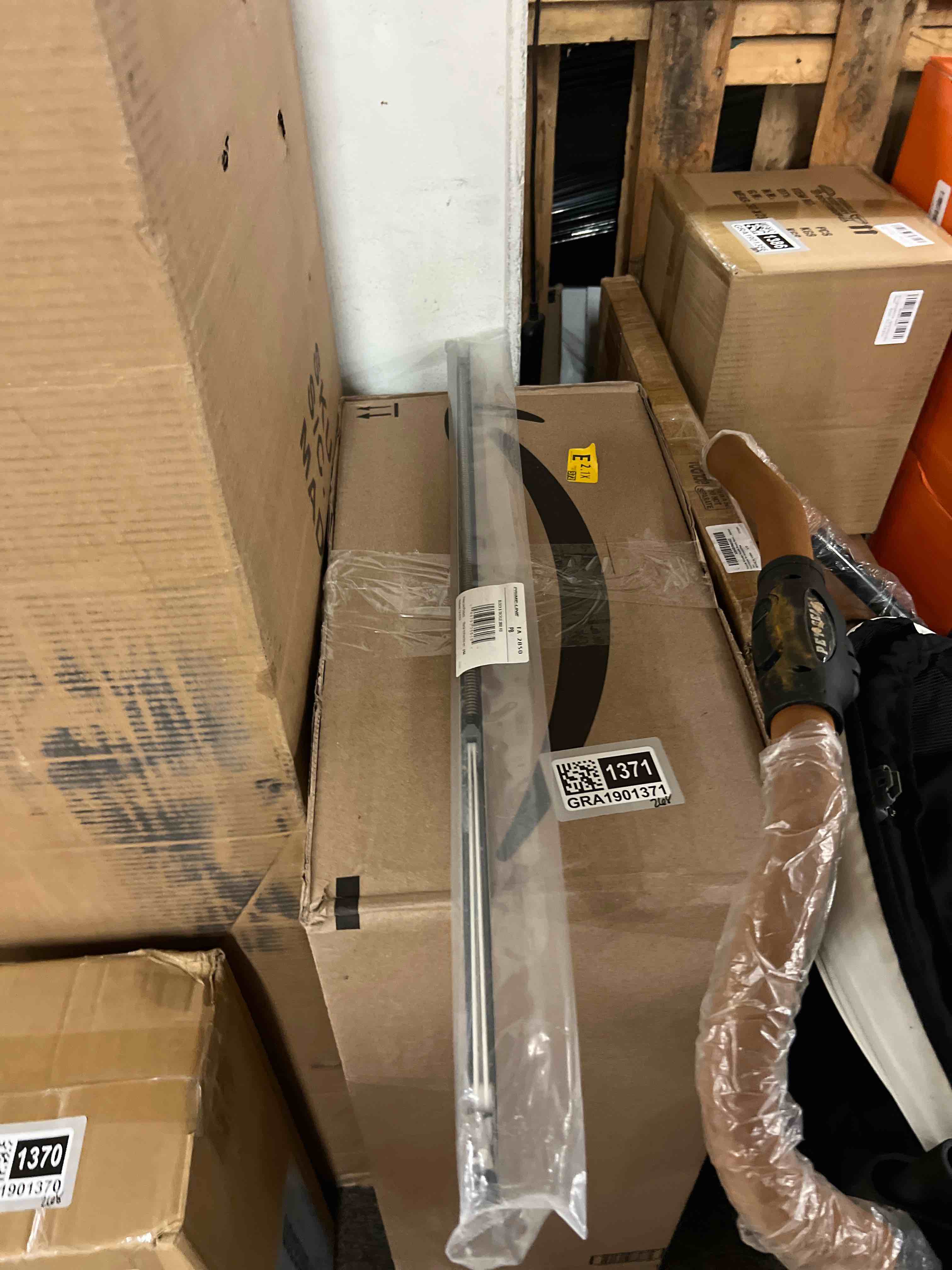 https://s3.amazonaws.com/lotting-images-prod/phillipi/GRA1901417_1755828392004.jpeg