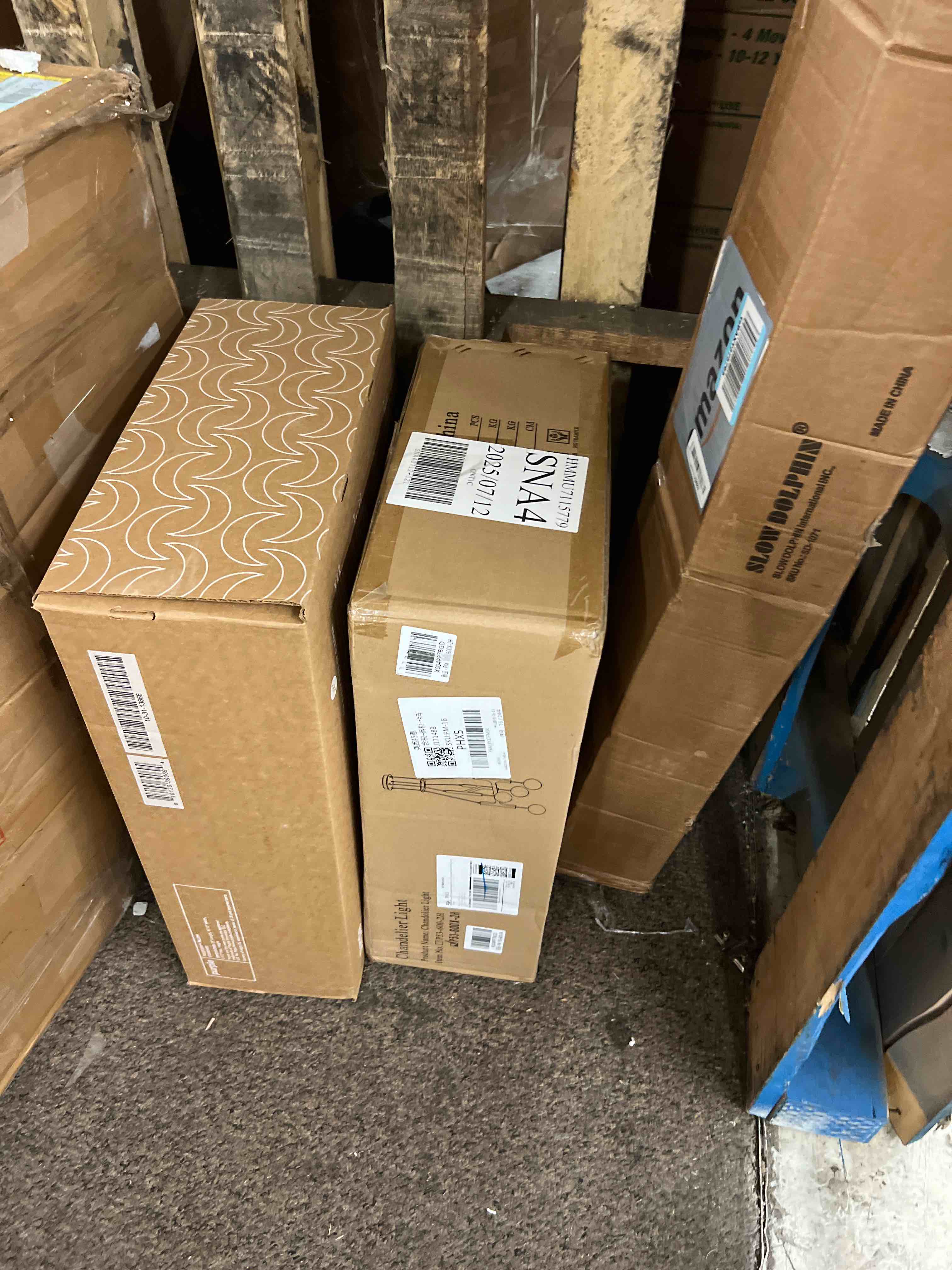 https://s3.amazonaws.com/lotting-images-prod/phillipi/GRA1901431_1755832005360.jpeg