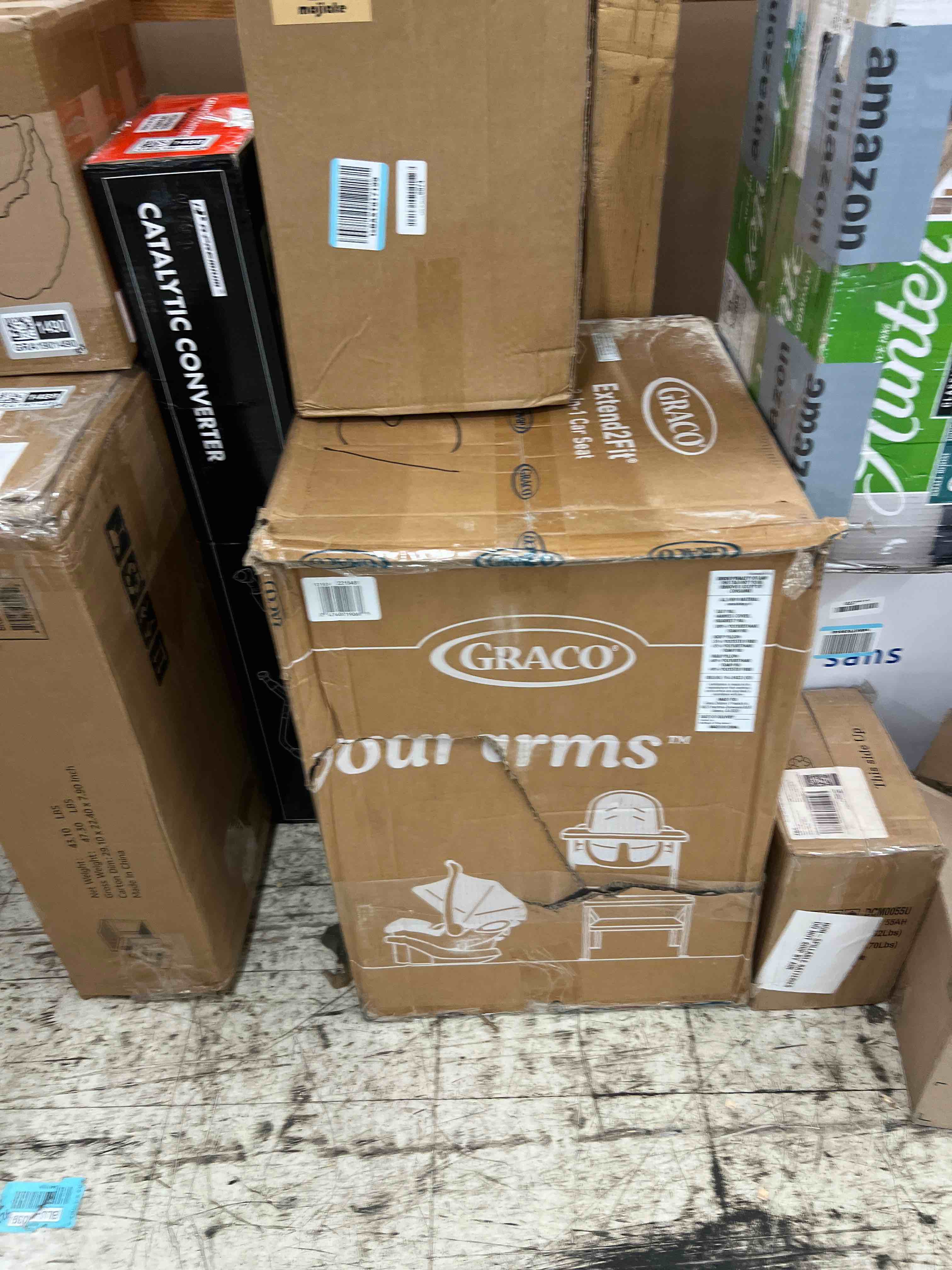 https://s3.amazonaws.com/lotting-images-prod/phillipi/GRA1901483_1755835935356.jpeg
