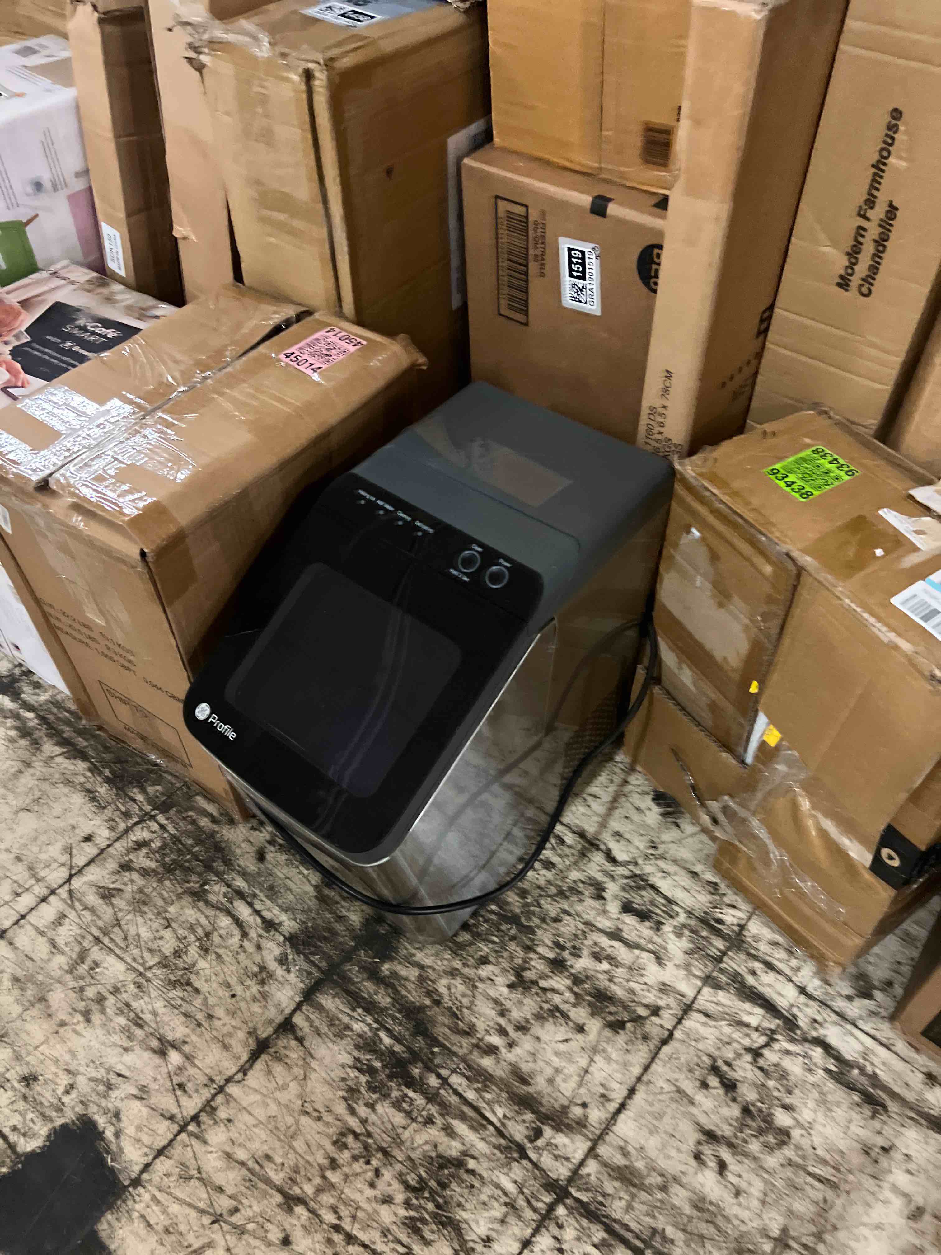 https://s3.amazonaws.com/lotting-images-prod/phillipi/GRA1901513_1755875701881.jpeg