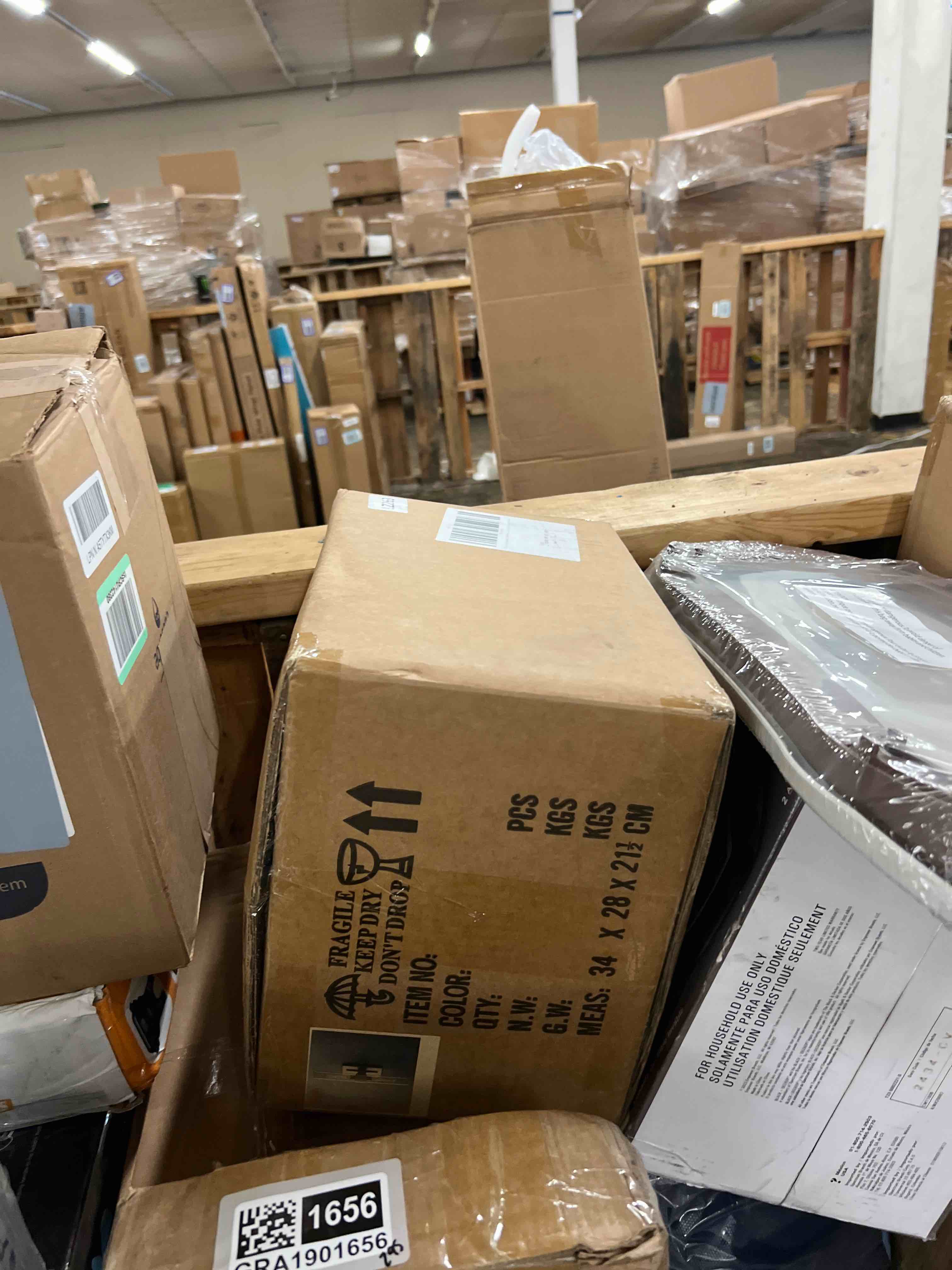 https://s3.amazonaws.com/lotting-images-prod/phillipi/GRA1901649_1756236388873.jpeg