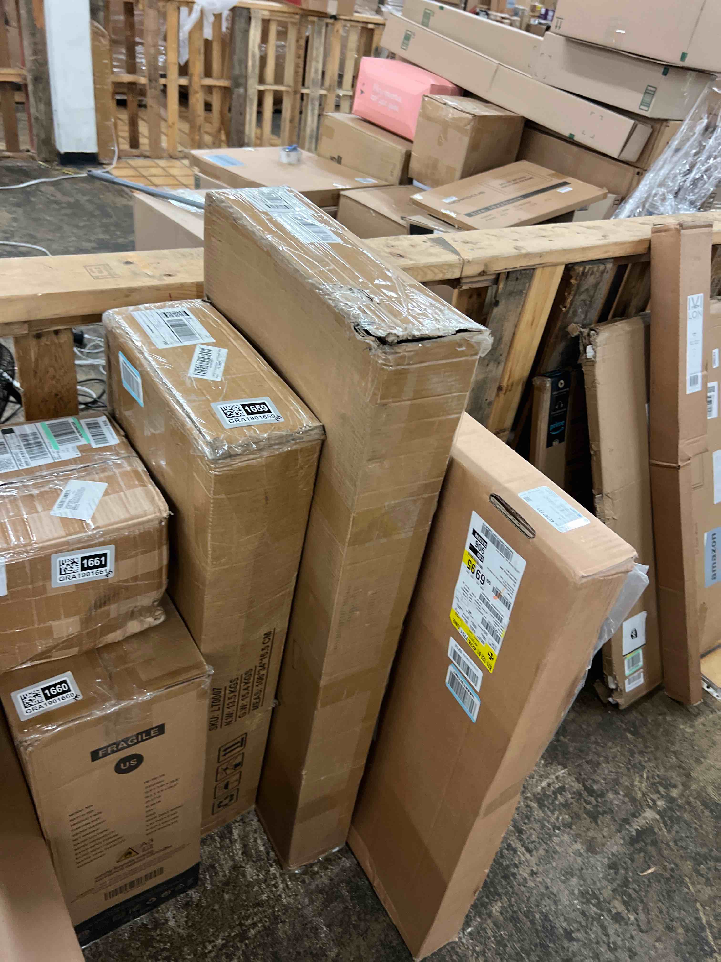 https://s3.amazonaws.com/lotting-images-prod/phillipi/GRA1901658_1756234760547.jpeg