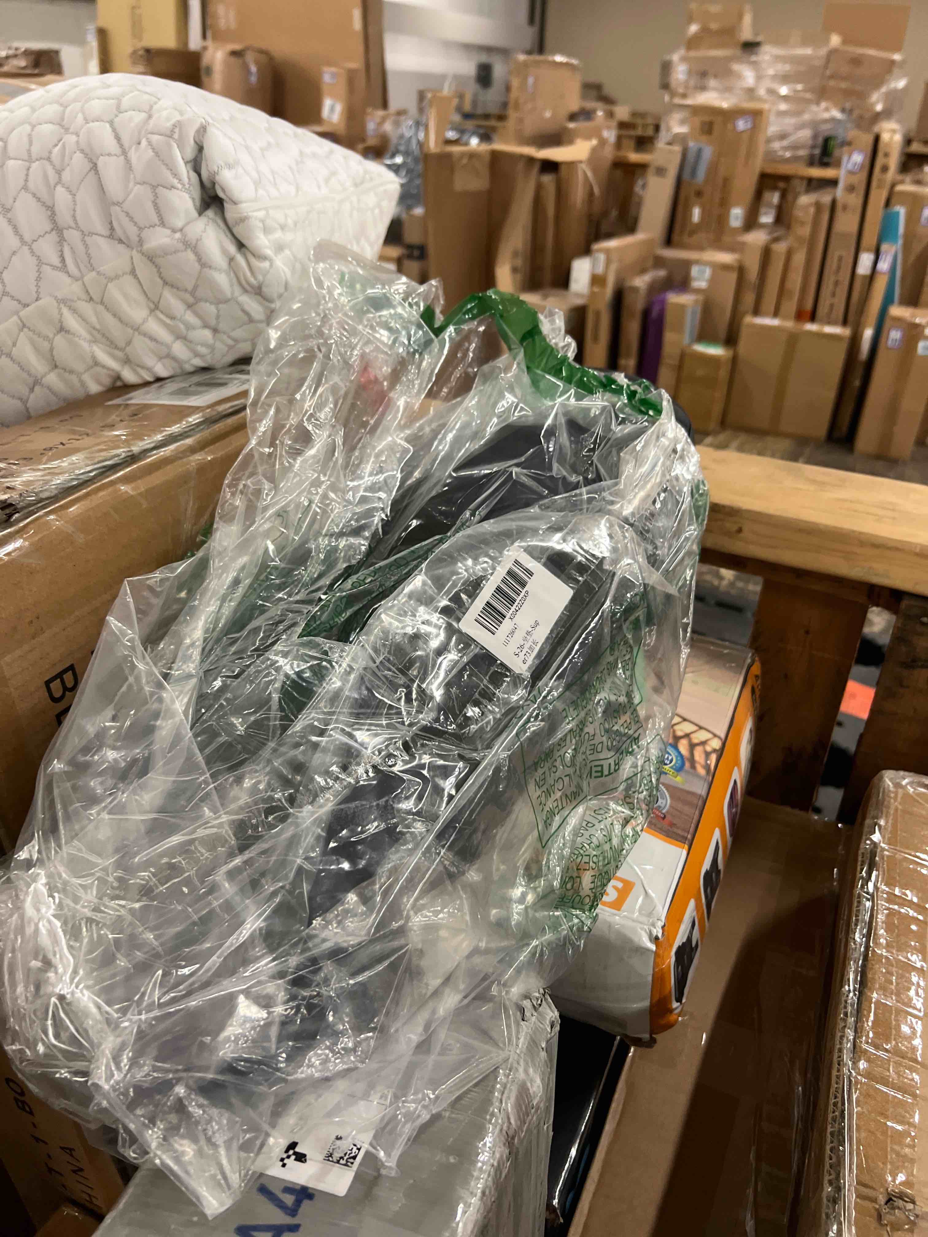 https://s3.amazonaws.com/lotting-images-prod/phillipi/GRA1901669_1756234037808.jpeg