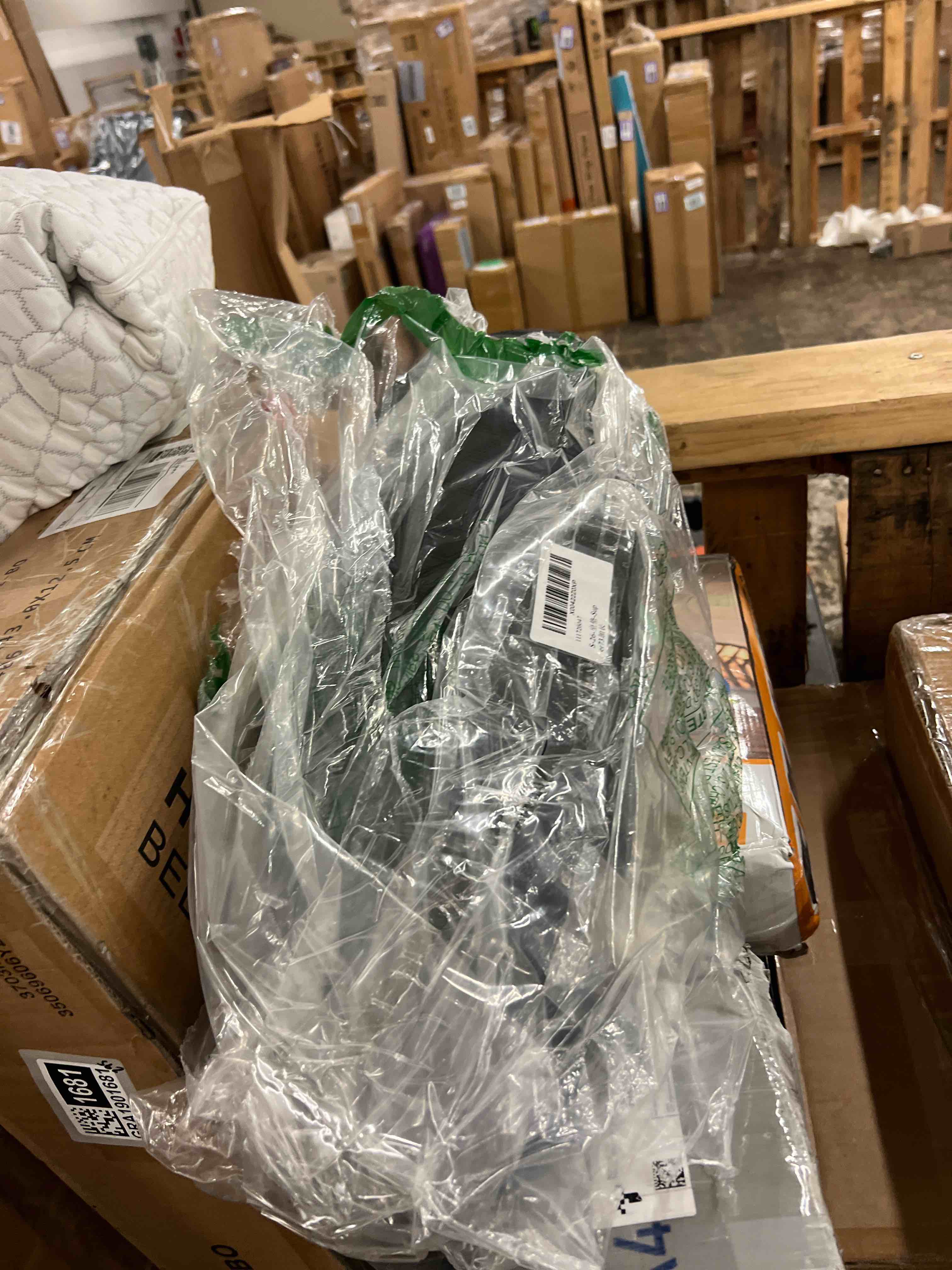 https://s3.amazonaws.com/lotting-images-prod/phillipi/GRA1901669_1756234038969.jpeg