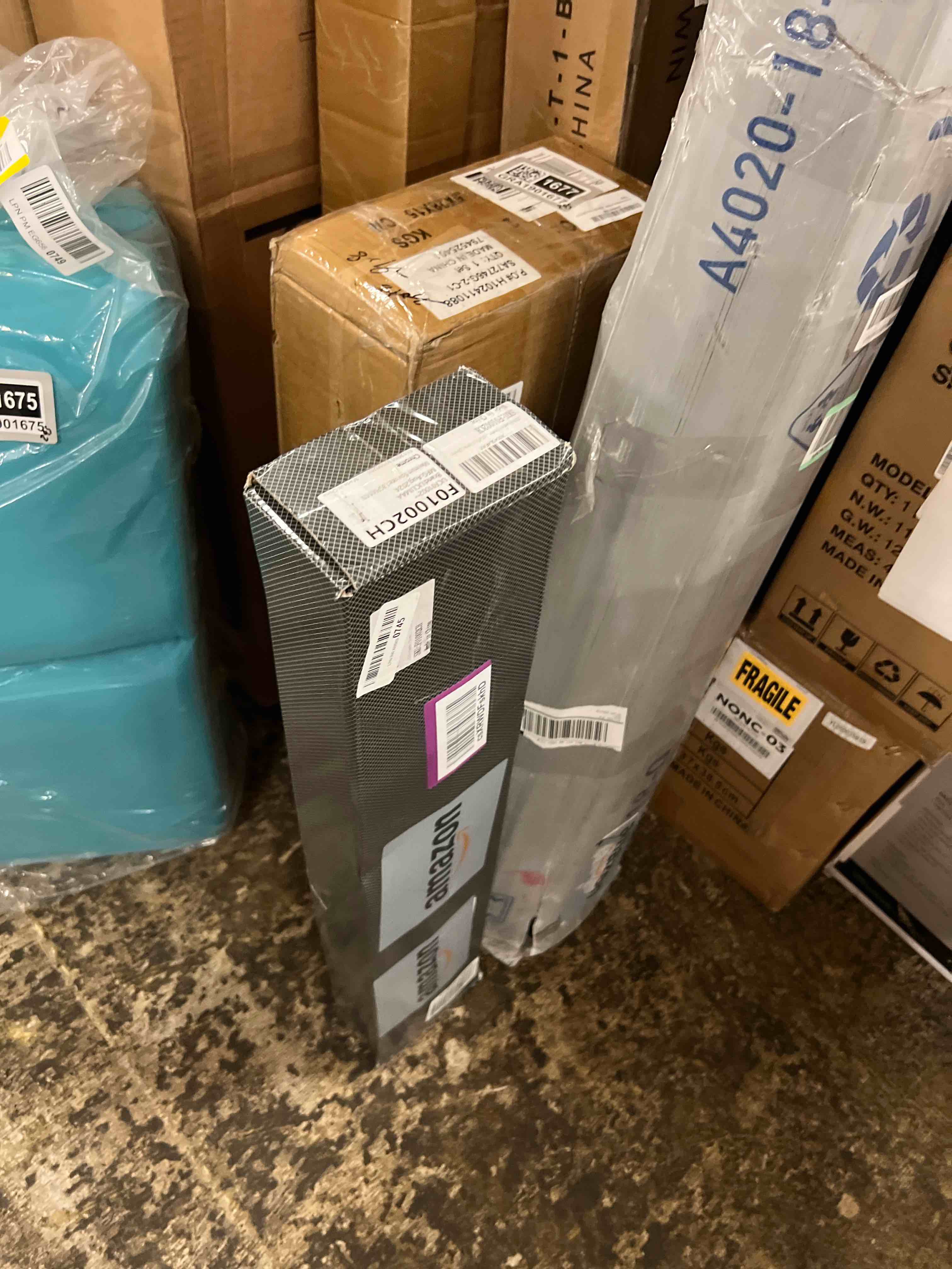https://s3.amazonaws.com/lotting-images-prod/phillipi/GRA1901674_1756233865292.jpeg