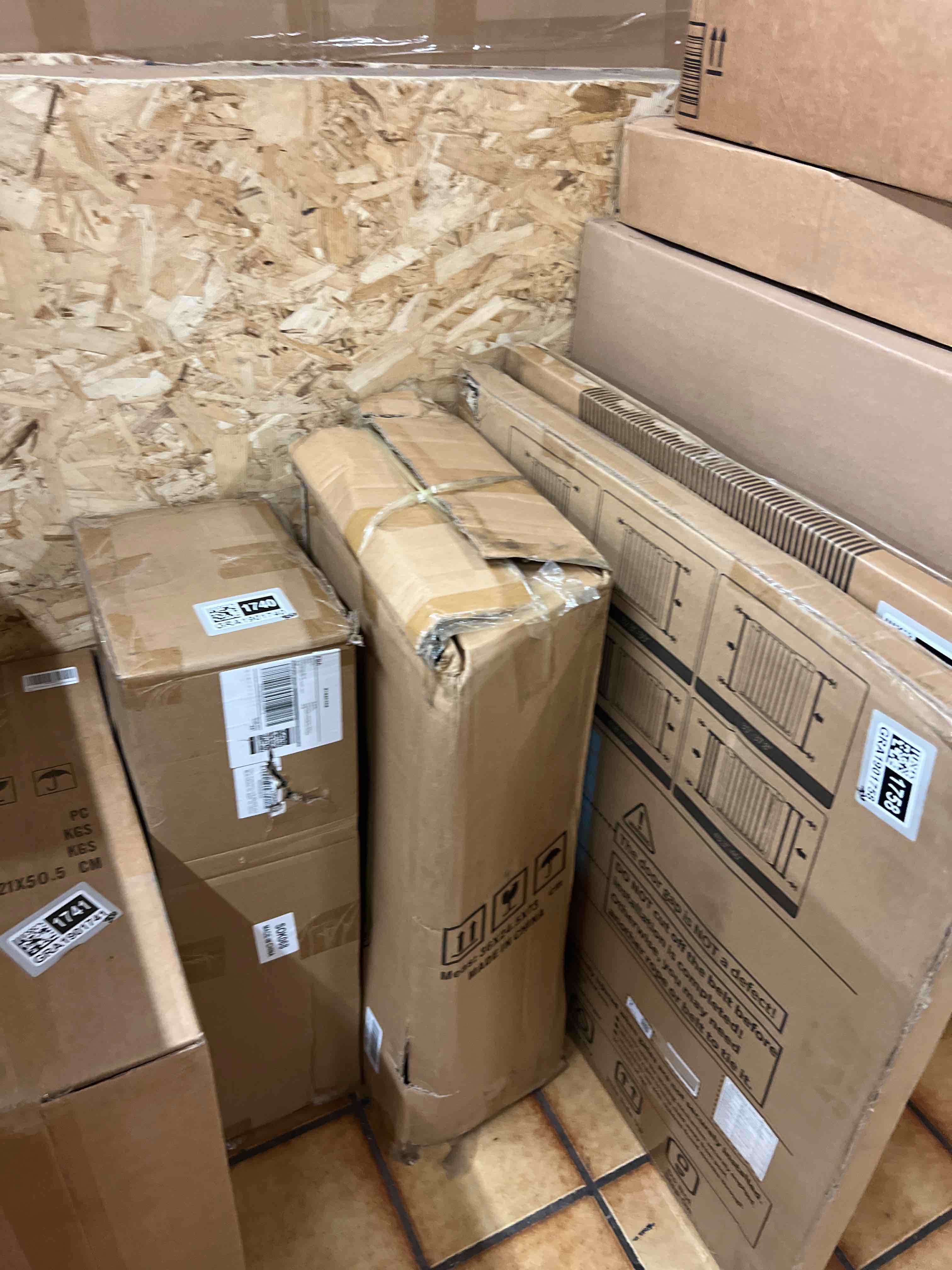 https://s3.amazonaws.com/lotting-images-prod/phillipi/GRA1901730_1756327231653.jpeg