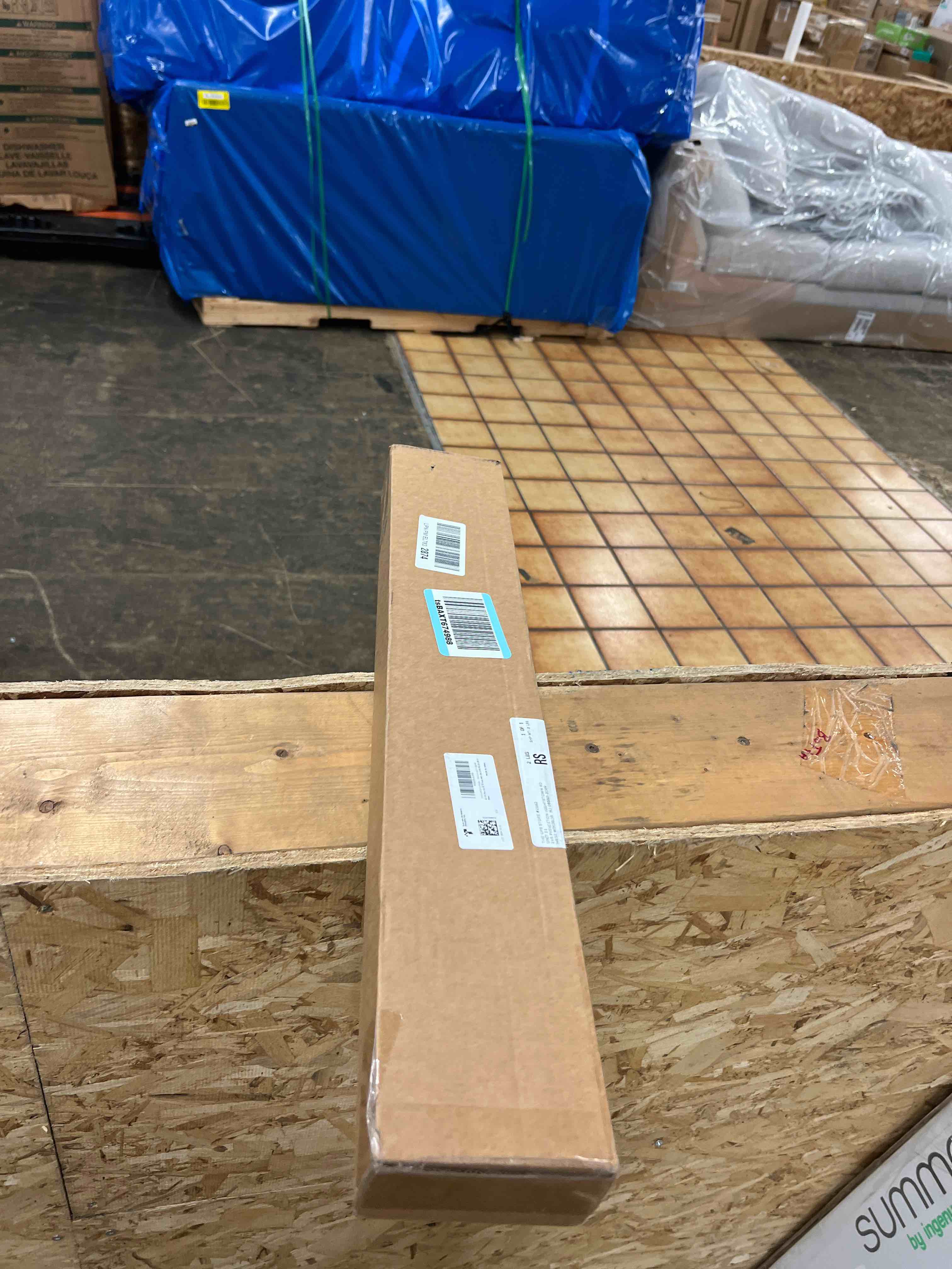 https://s3.amazonaws.com/lotting-images-prod/phillipi/GRA1901739_1756326861066.jpeg
