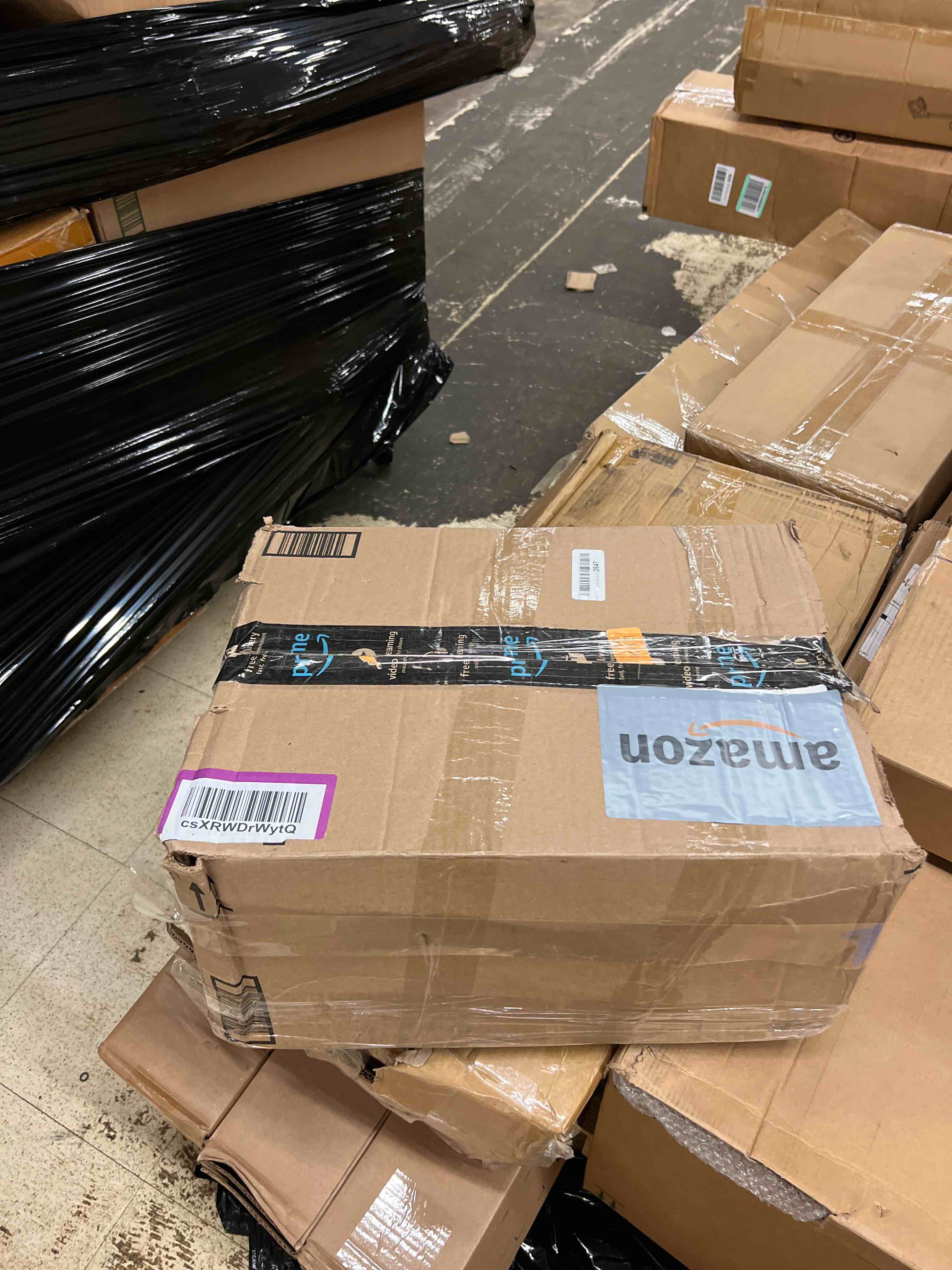 https://s3.amazonaws.com/lotting-images-prod/phillipi/GRA1901748_1756323906816.jpeg