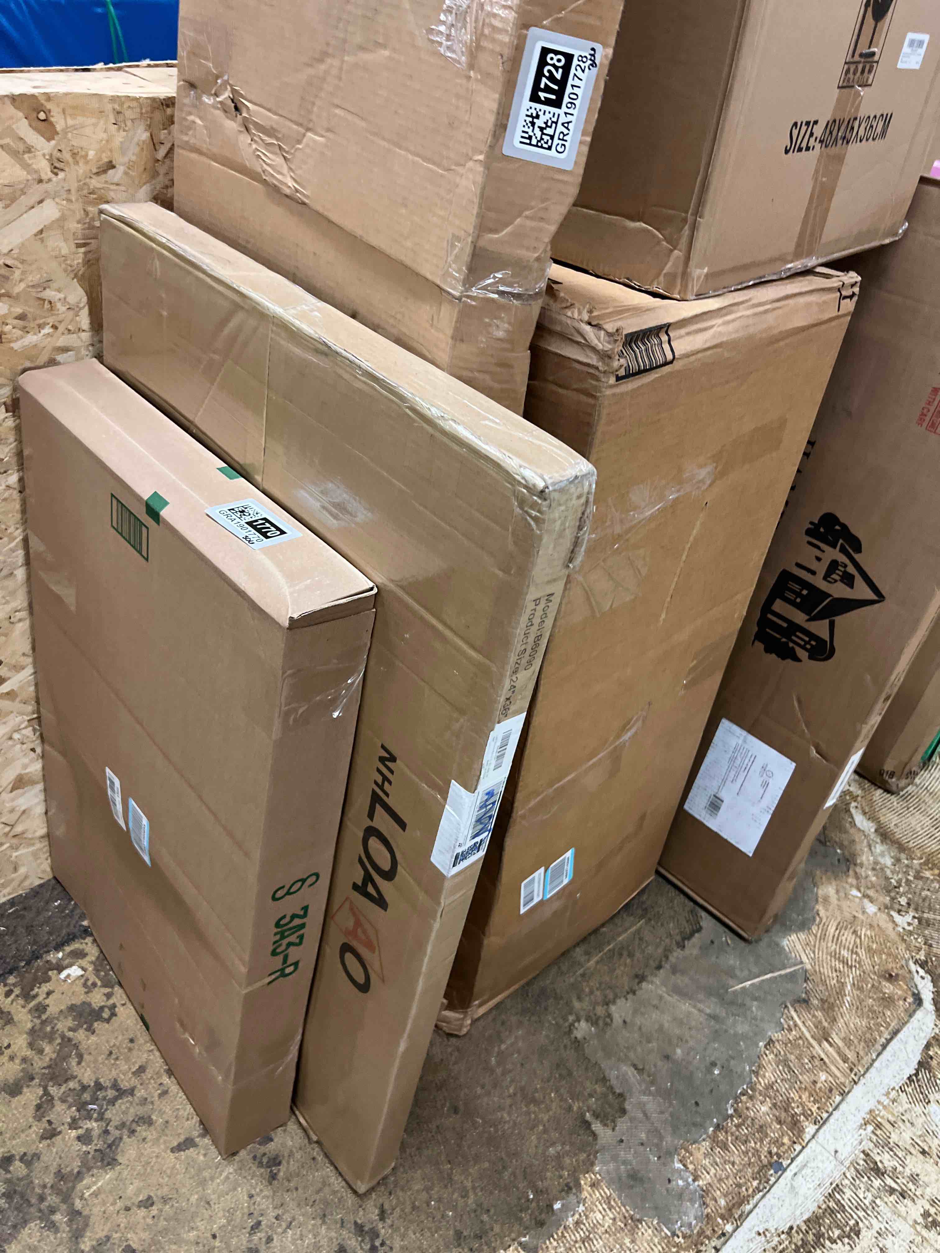 https://s3.amazonaws.com/lotting-images-prod/phillipi/GRA1901767_1756329043619.jpeg