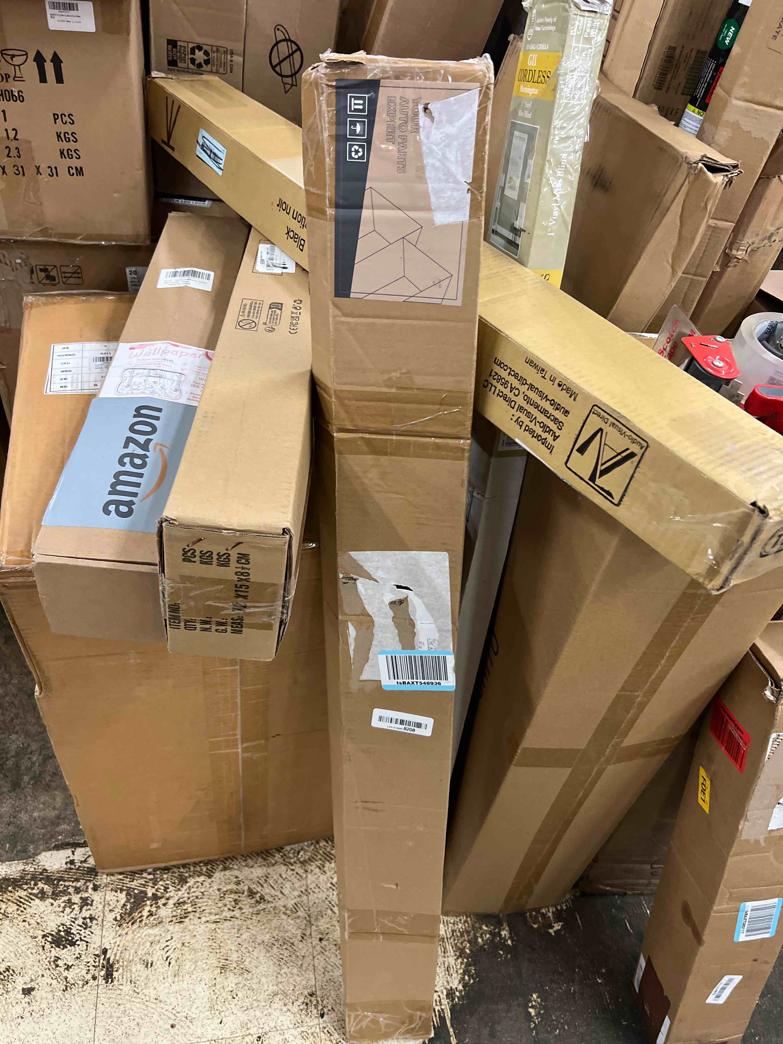 https://s3.amazonaws.com/lotting-images-prod/phillipi/GRA1901817_1756394450190.jpeg