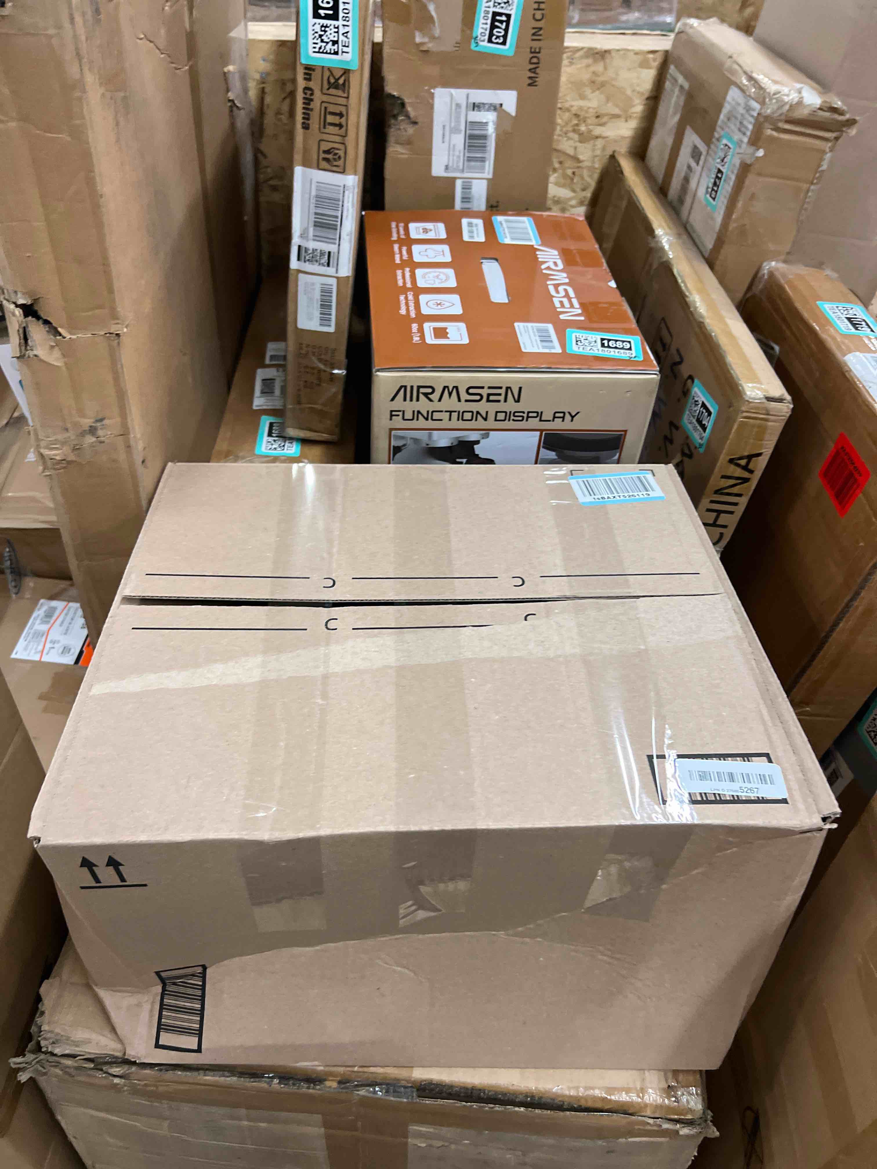 https://s3.amazonaws.com/lotting-images-prod/phillipi/GRA1901826_1756390406343.jpeg