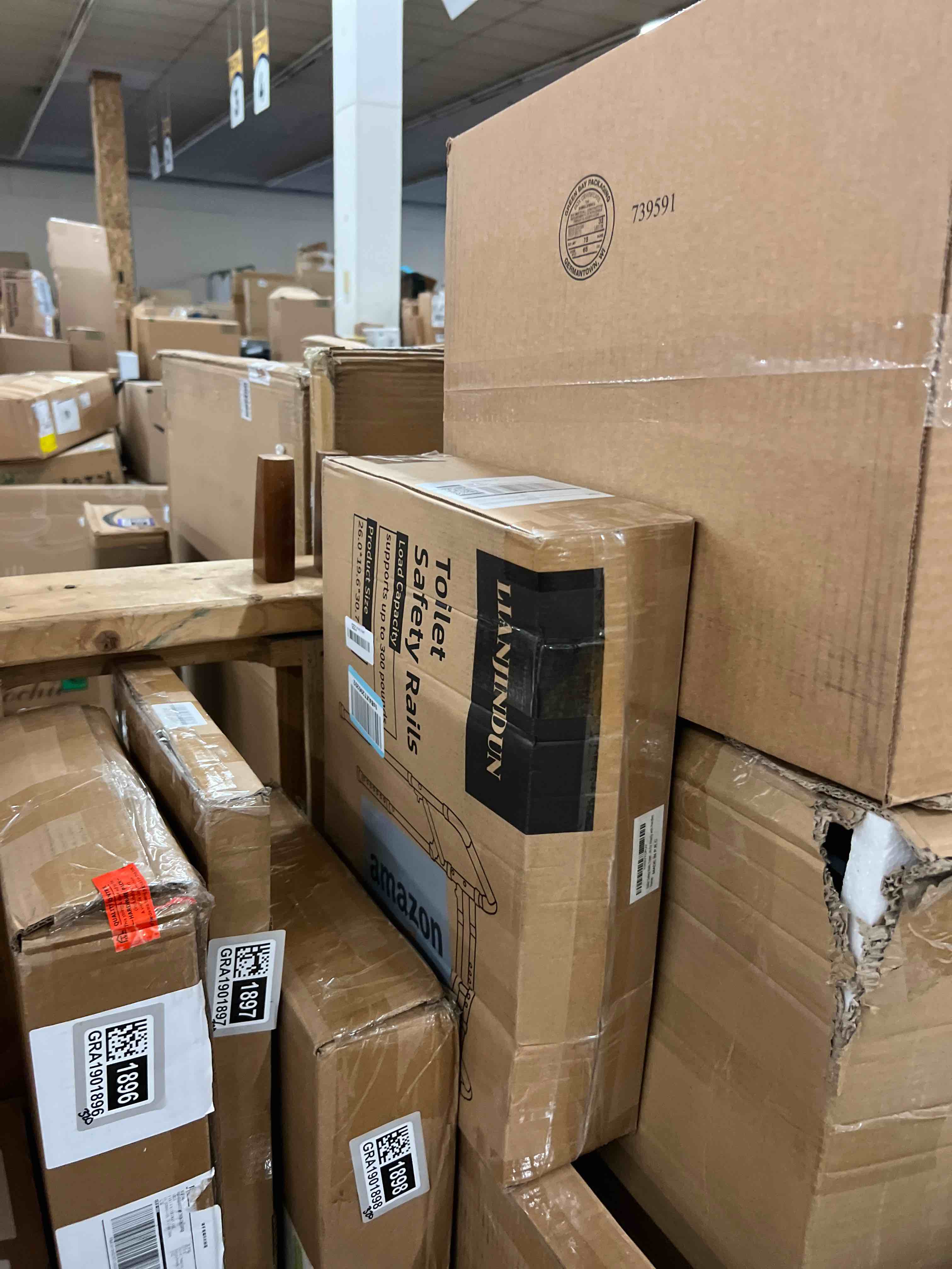 https://s3.amazonaws.com/lotting-images-prod/phillipi/GRA1901869_1756421061484.jpeg