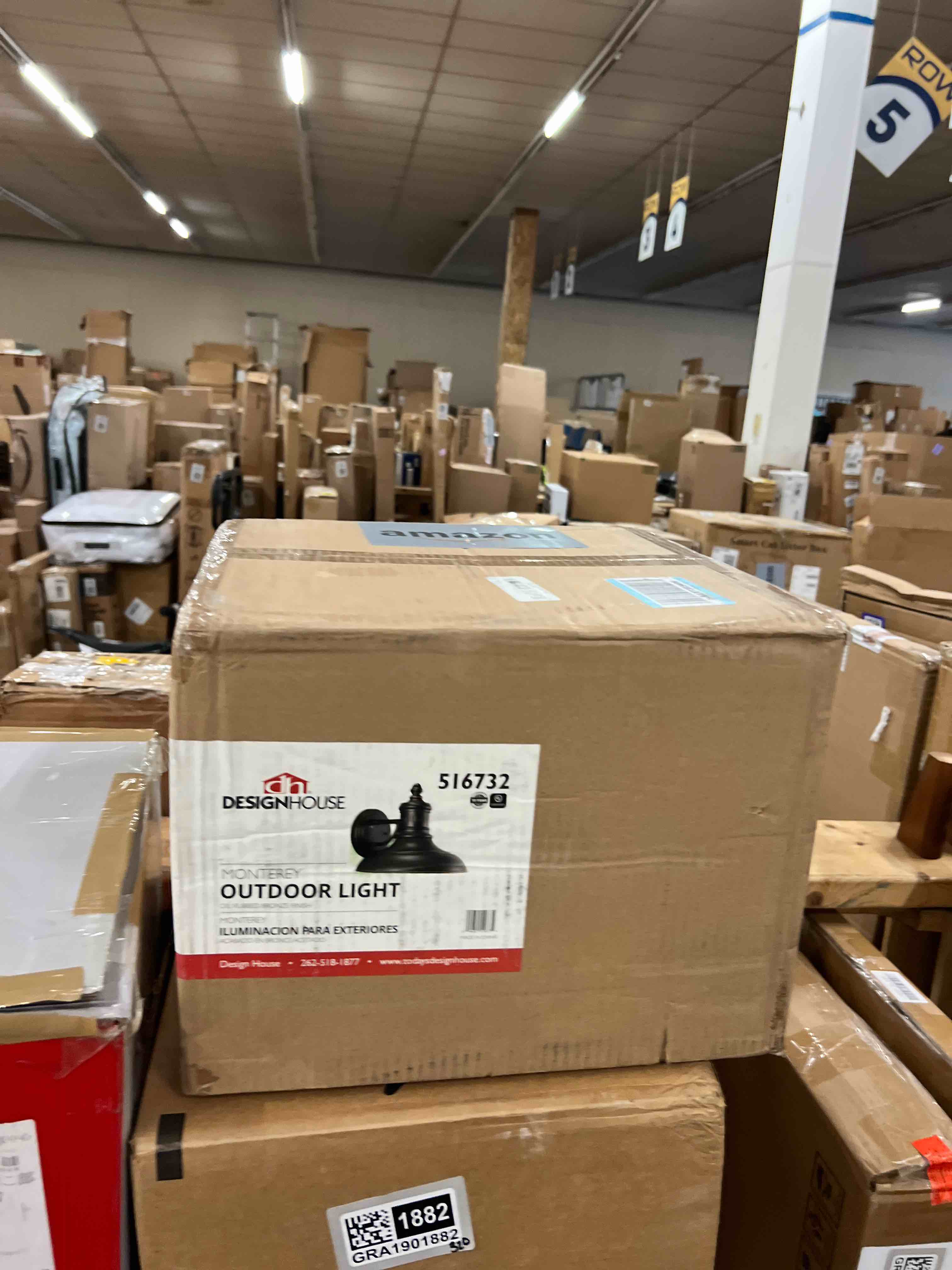 https://s3.amazonaws.com/lotting-images-prod/phillipi/GRA1901878_1756419255811.jpeg