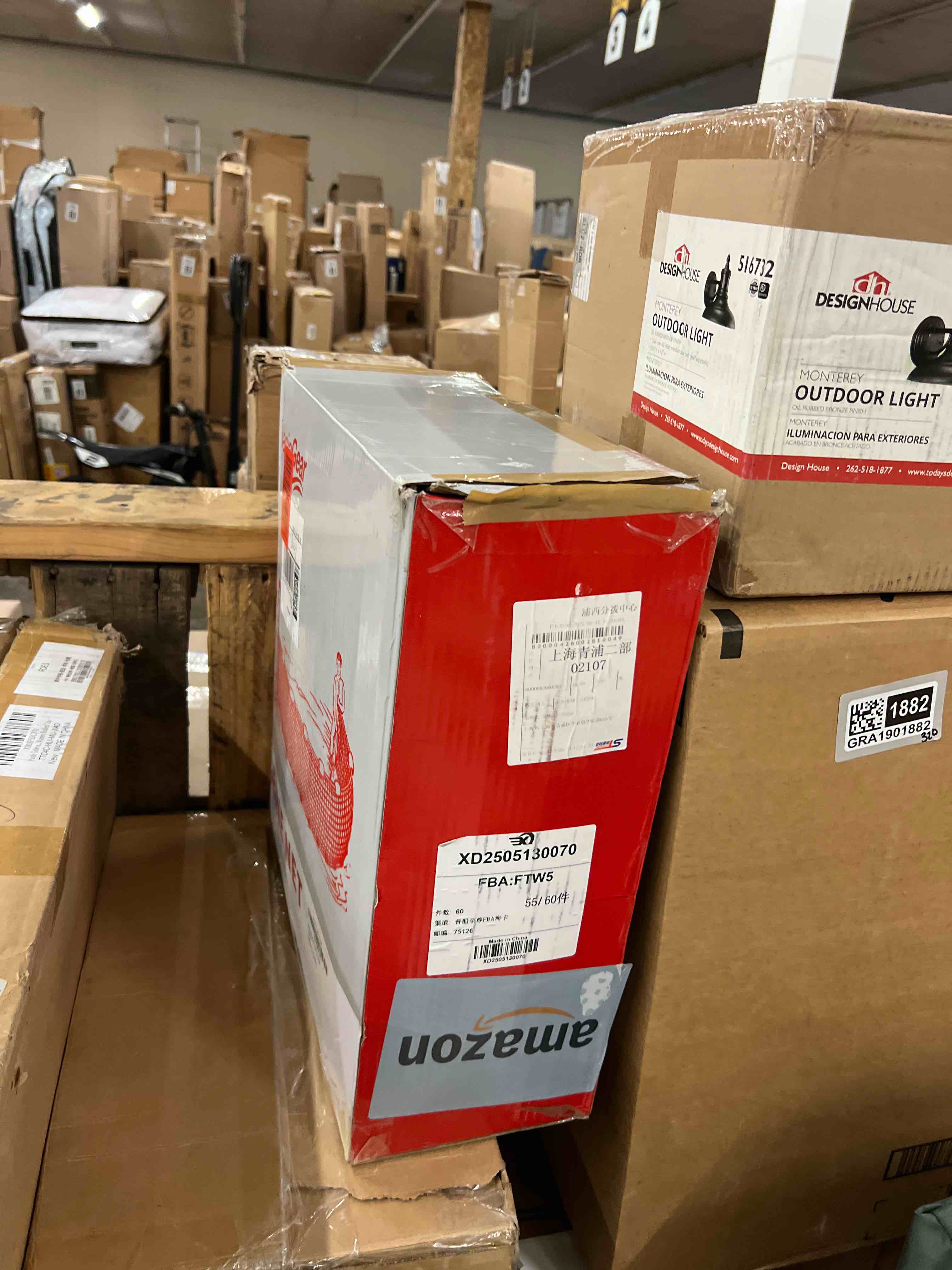 https://s3.amazonaws.com/lotting-images-prod/phillipi/GRA1901879_1756419153943.jpeg