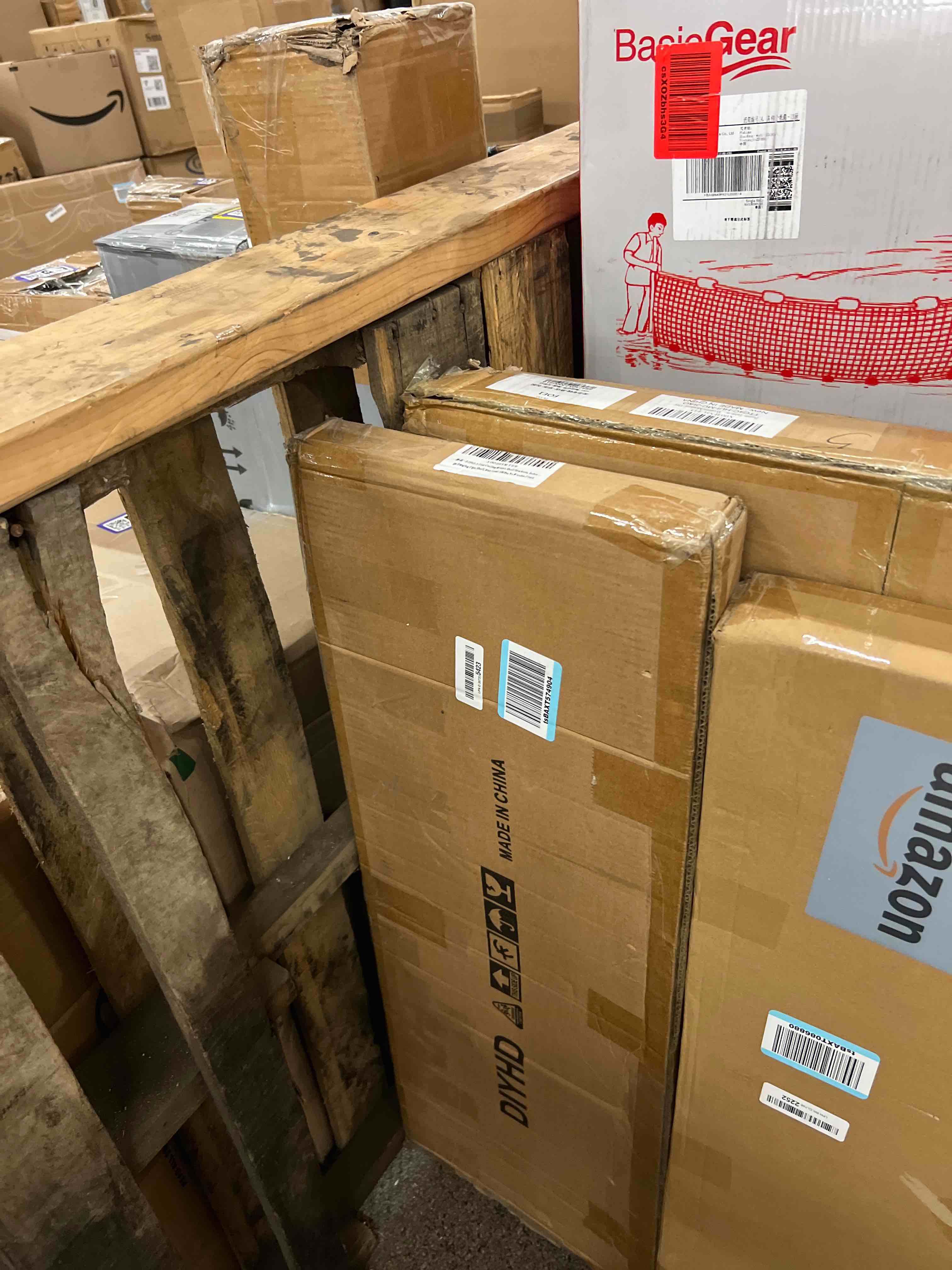 https://s3.amazonaws.com/lotting-images-prod/phillipi/GRA1901880_1756419032360.jpeg