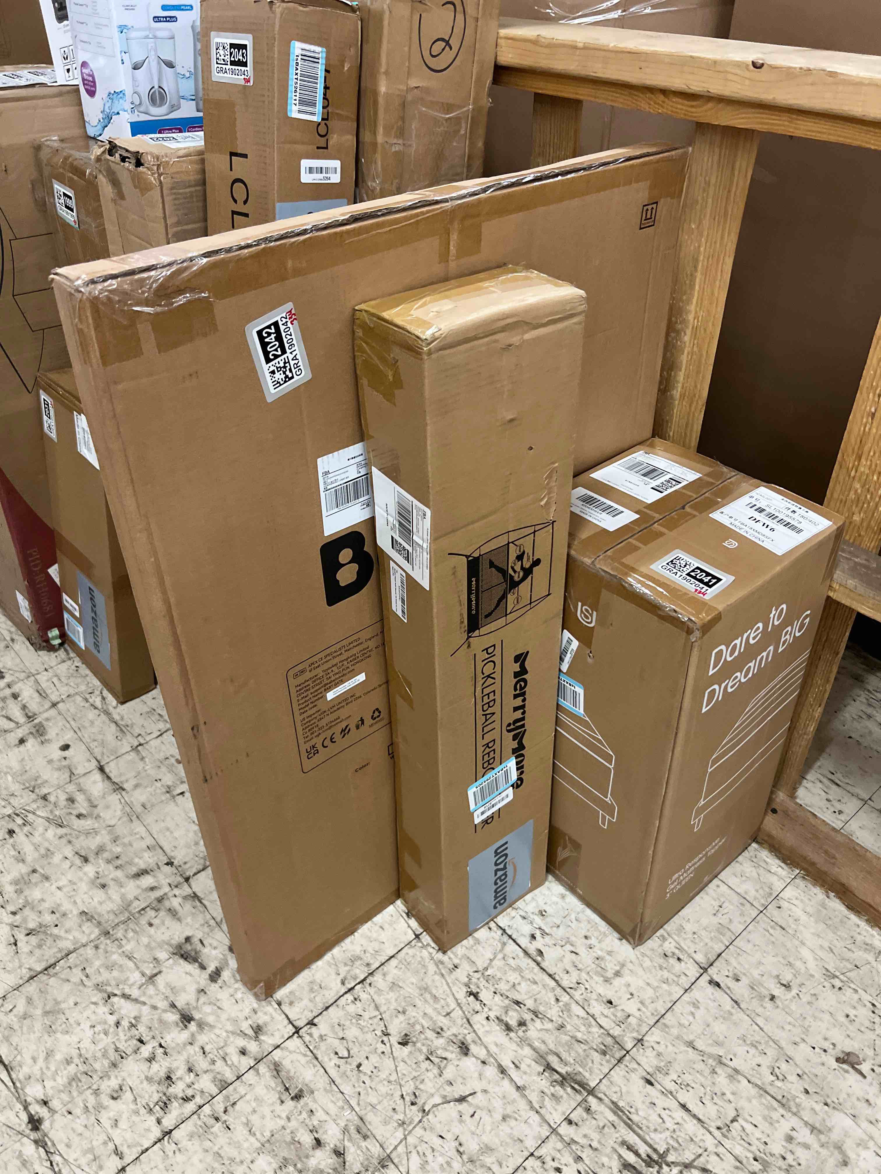 https://s3.amazonaws.com/lotting-images-prod/phillipi/GRA1902040_1756838308511.jpeg
