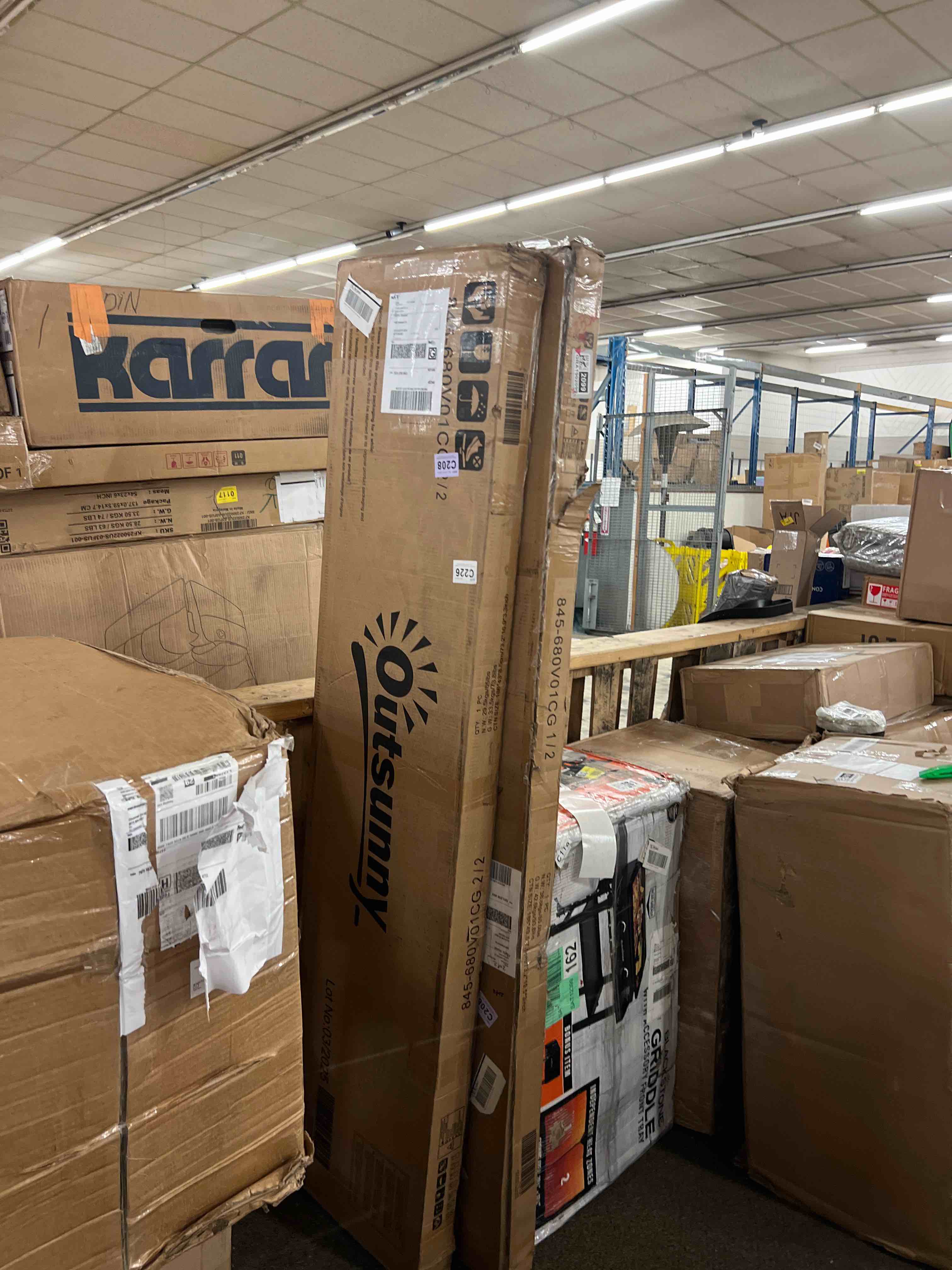 https://s3.amazonaws.com/lotting-images-prod/phillipi/GRA1902099_1756915371942.jpeg