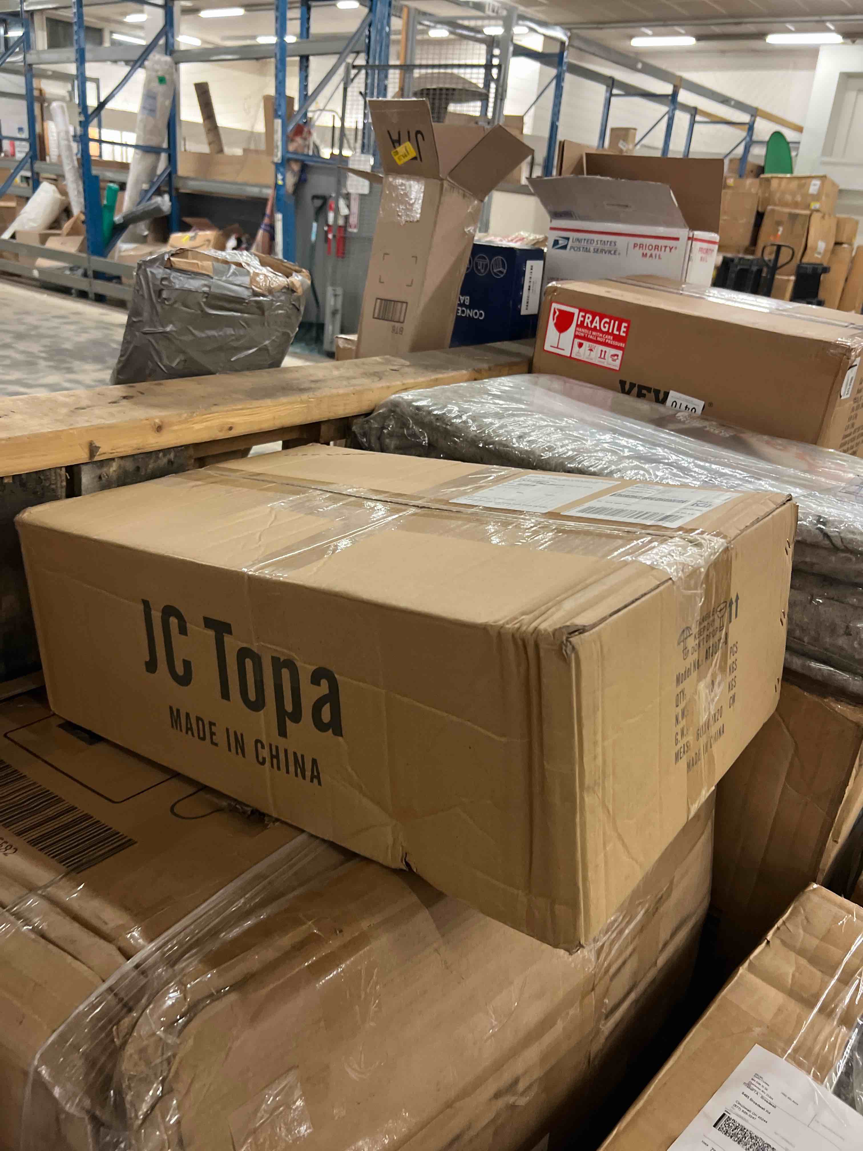 https://s3.amazonaws.com/lotting-images-prod/phillipi/GRA1902111_1756910254273.jpeg