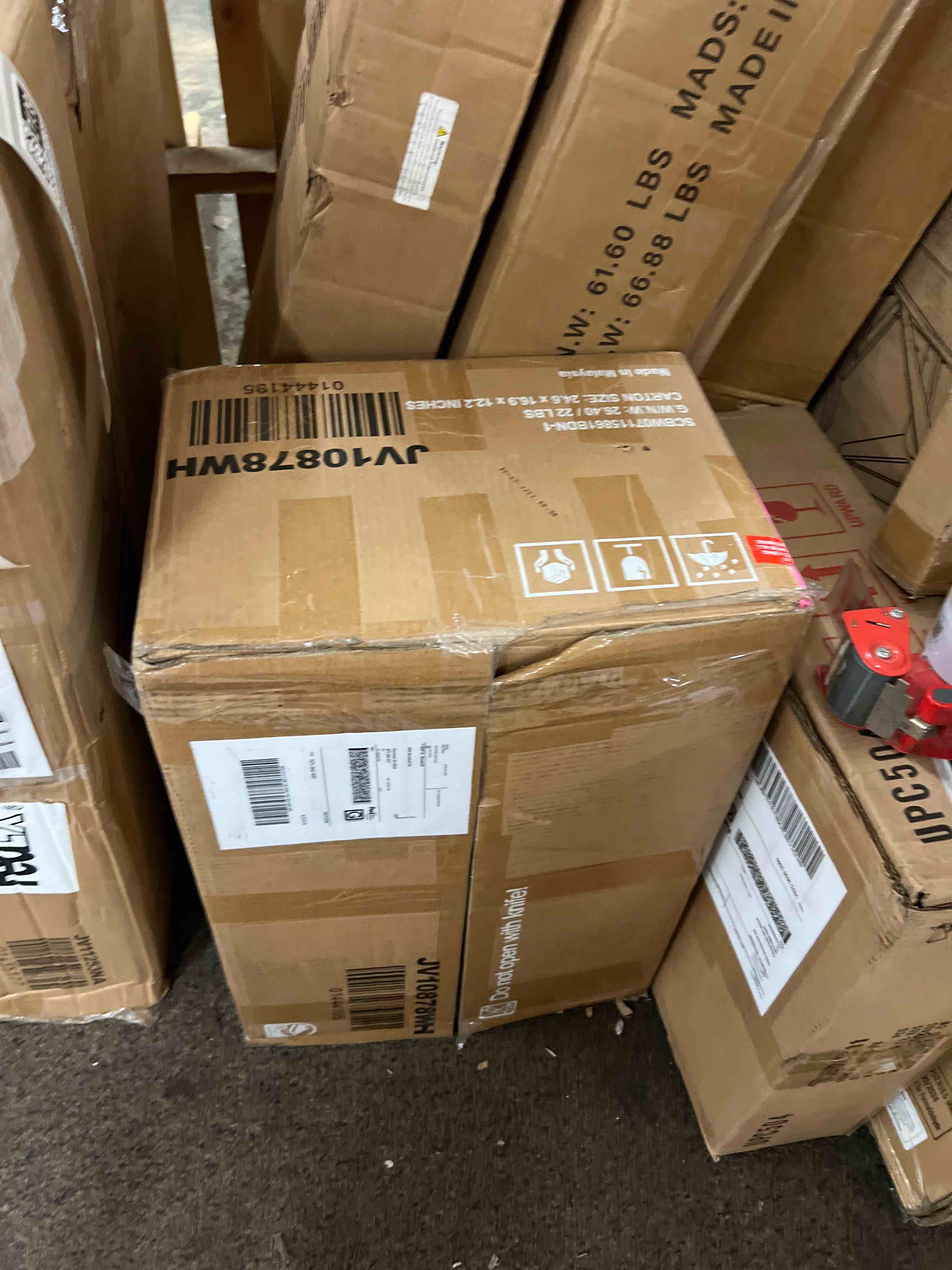 https://s3.amazonaws.com/lotting-images-prod/phillipi/GRA1902130_1757082142743.jpeg