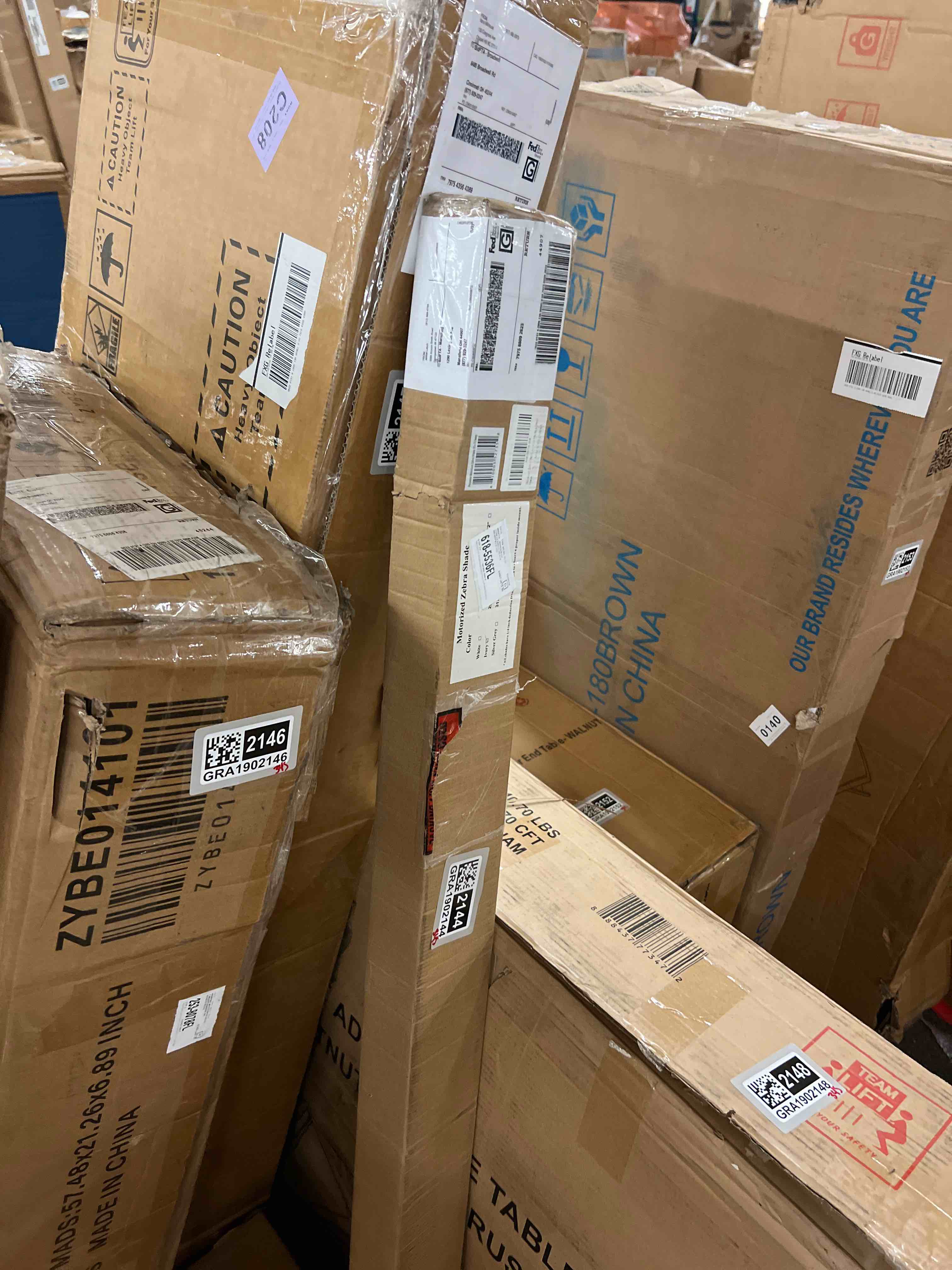 https://s3.amazonaws.com/lotting-images-prod/phillipi/GRA1902144_1757081867366.jpeg