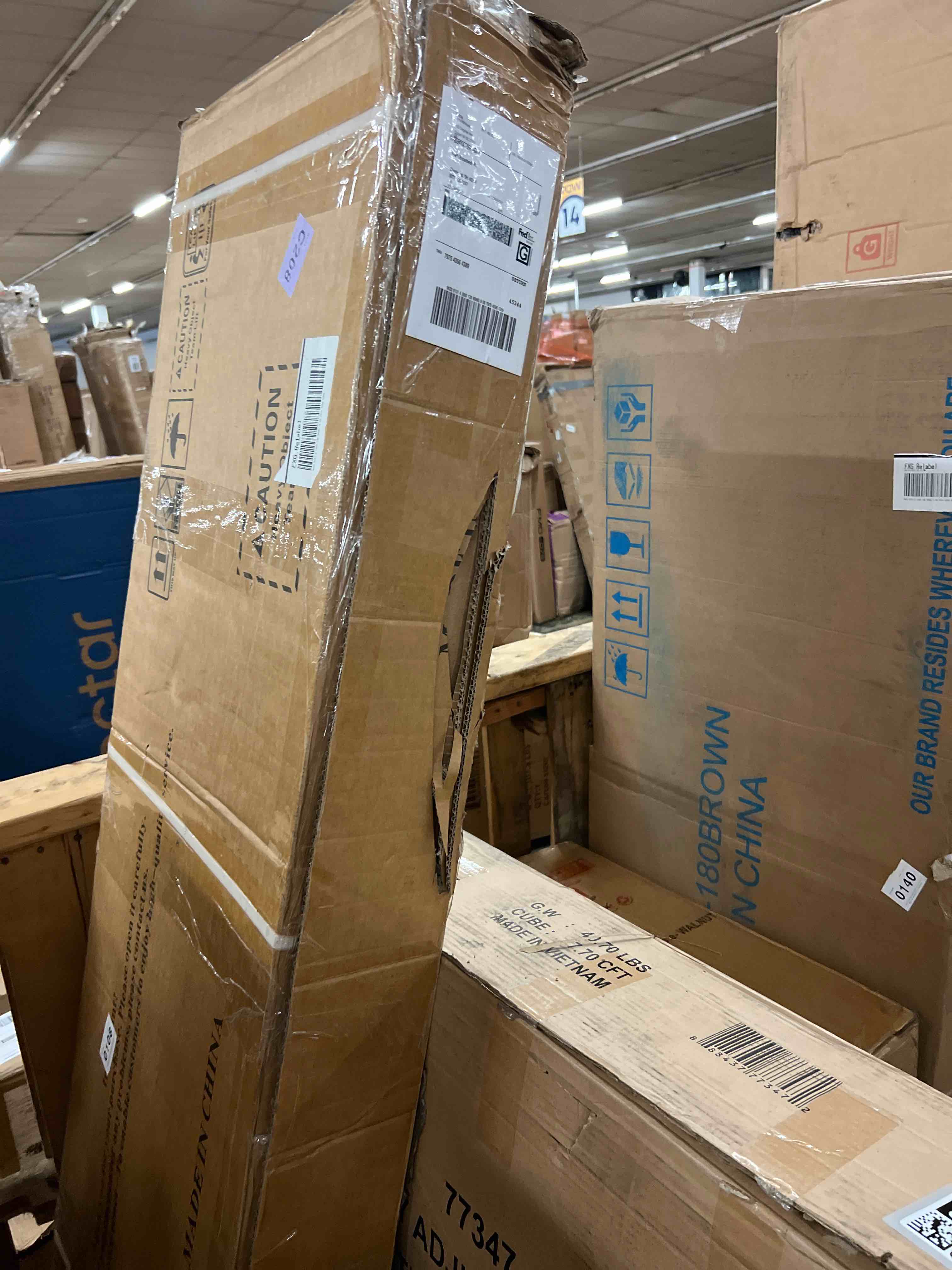https://s3.amazonaws.com/lotting-images-prod/phillipi/GRA1902147_1757081005583.jpeg