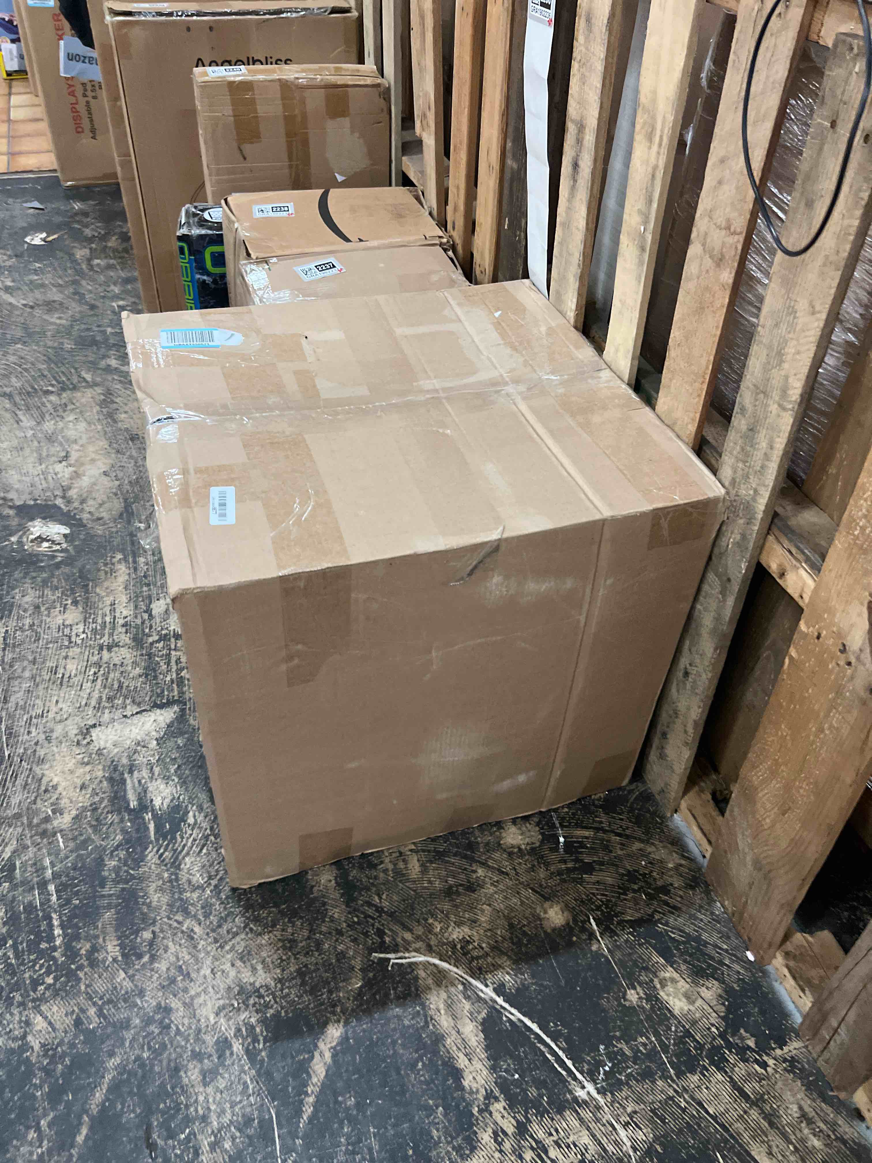 https://s3.amazonaws.com/lotting-images-prod/phillipi/GRA1902236_1757036578321.jpeg