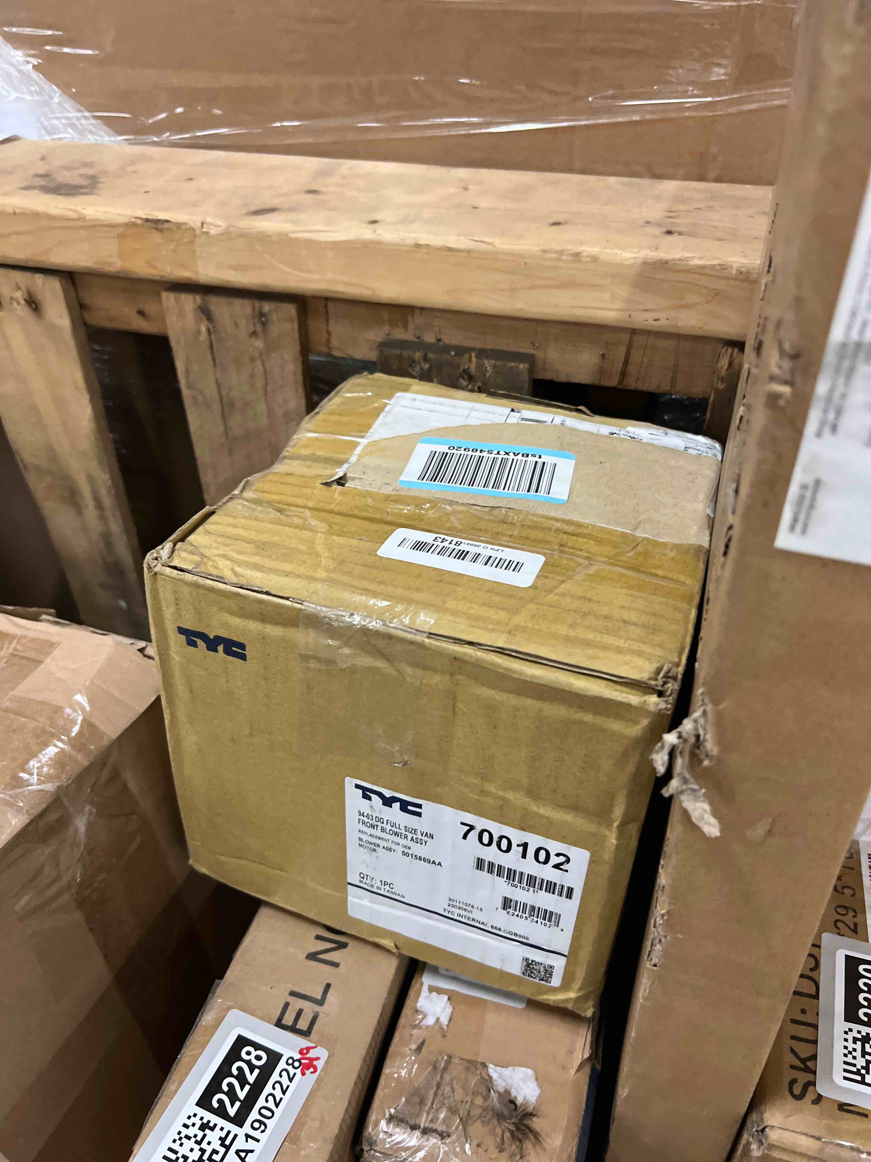 https://s3.amazonaws.com/lotting-images-prod/phillipi/GRA1902251_1757039377093.jpeg