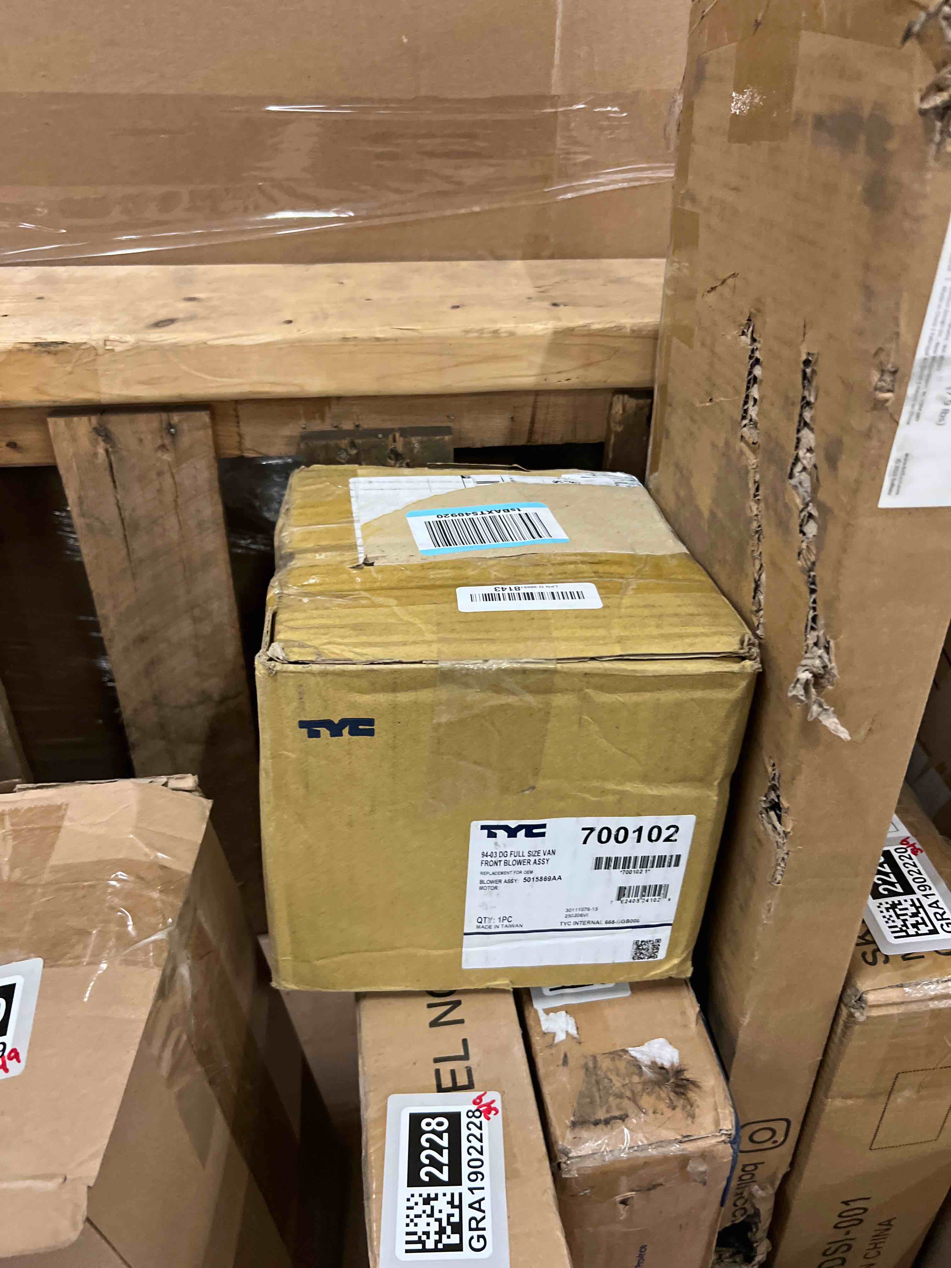 https://s3.amazonaws.com/lotting-images-prod/phillipi/GRA1902251_1757039378469.jpeg