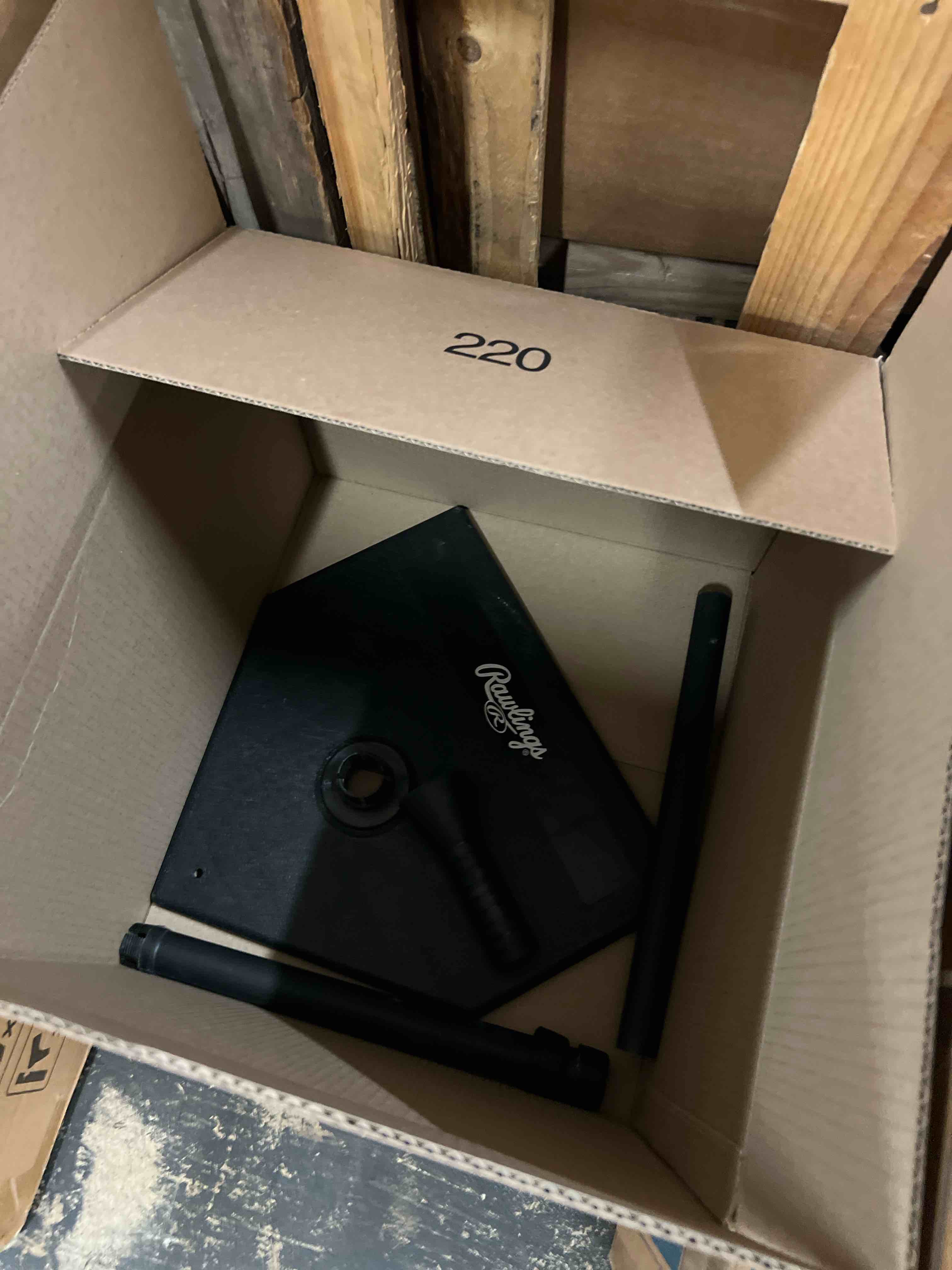 https://s3.amazonaws.com/lotting-images-prod/phillipi/GRA1902264_1757041225534.jpeg