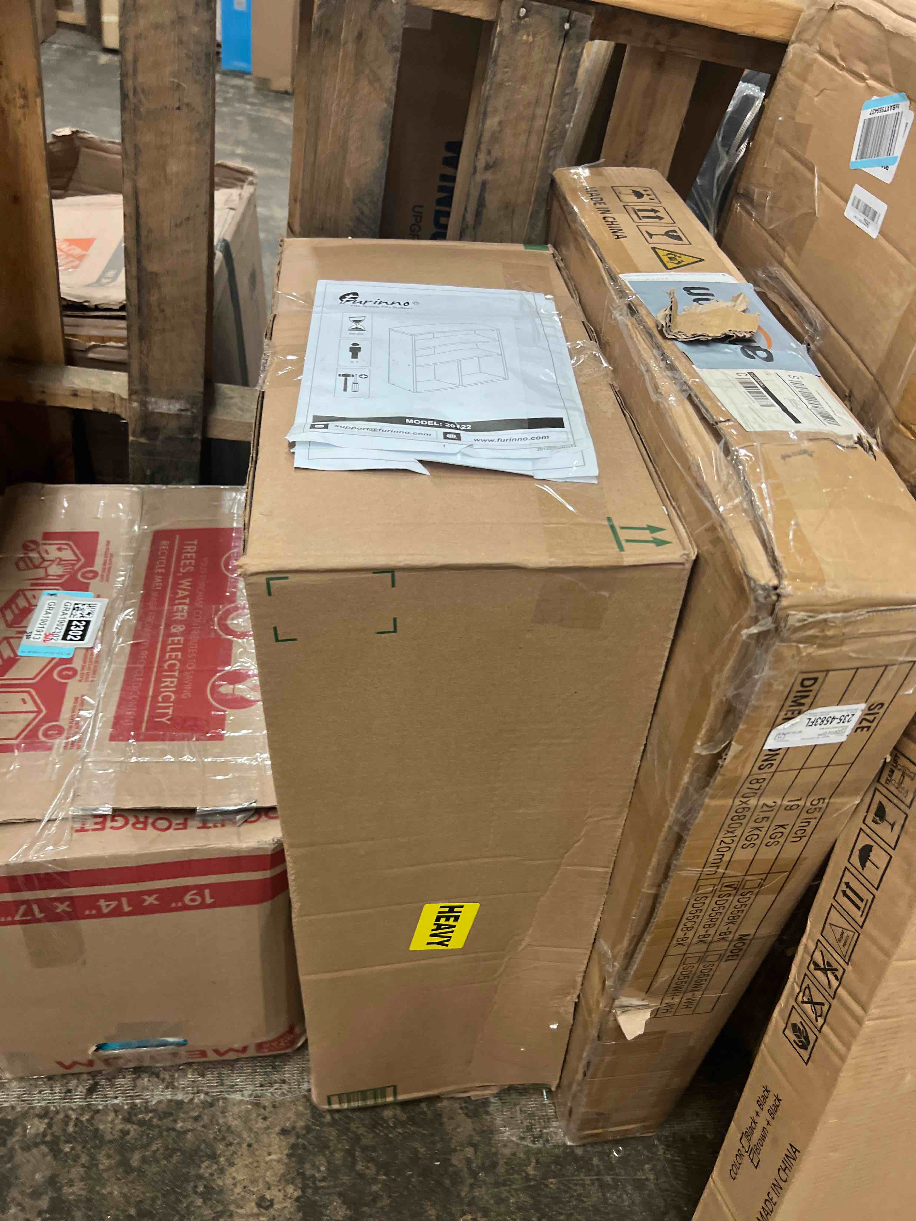 https://s3.amazonaws.com/lotting-images-prod/phillipi/GRA1902303_1757301559277.jpeg