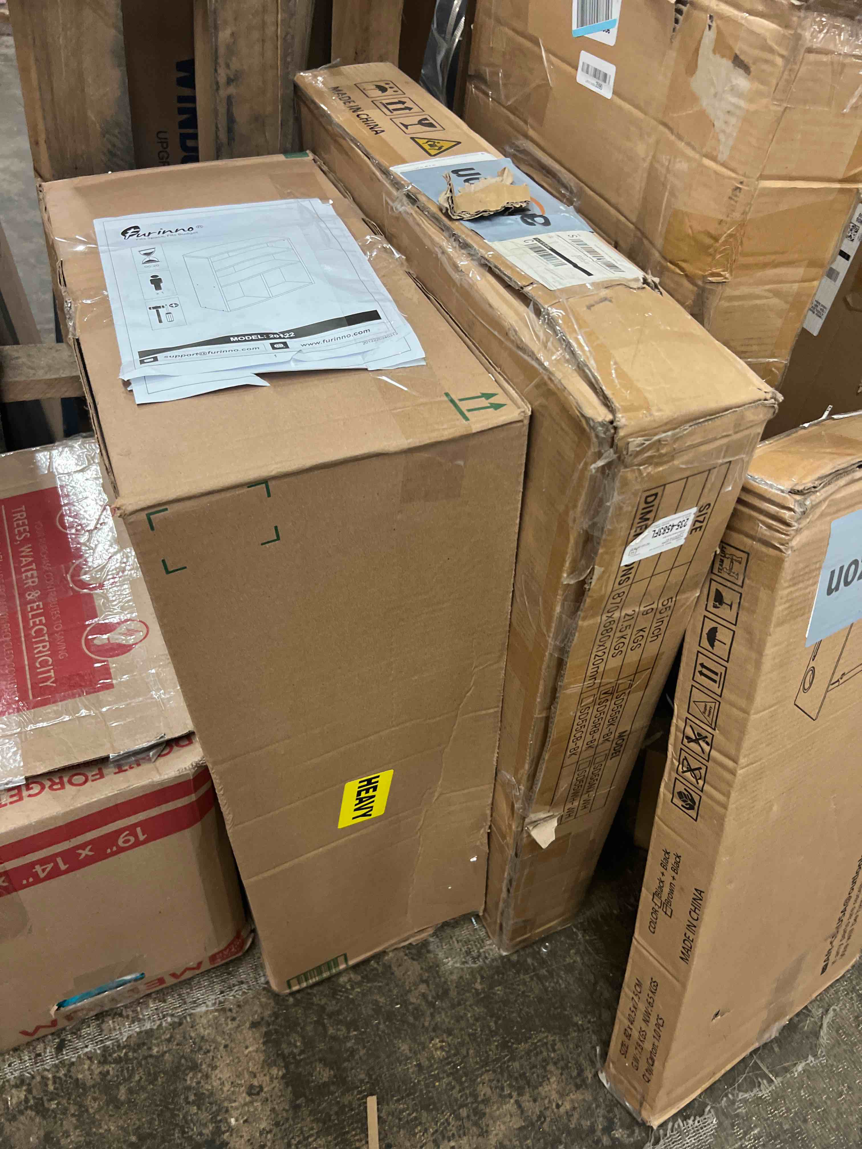 https://s3.amazonaws.com/lotting-images-prod/phillipi/GRA1902303_1757301560886.jpeg