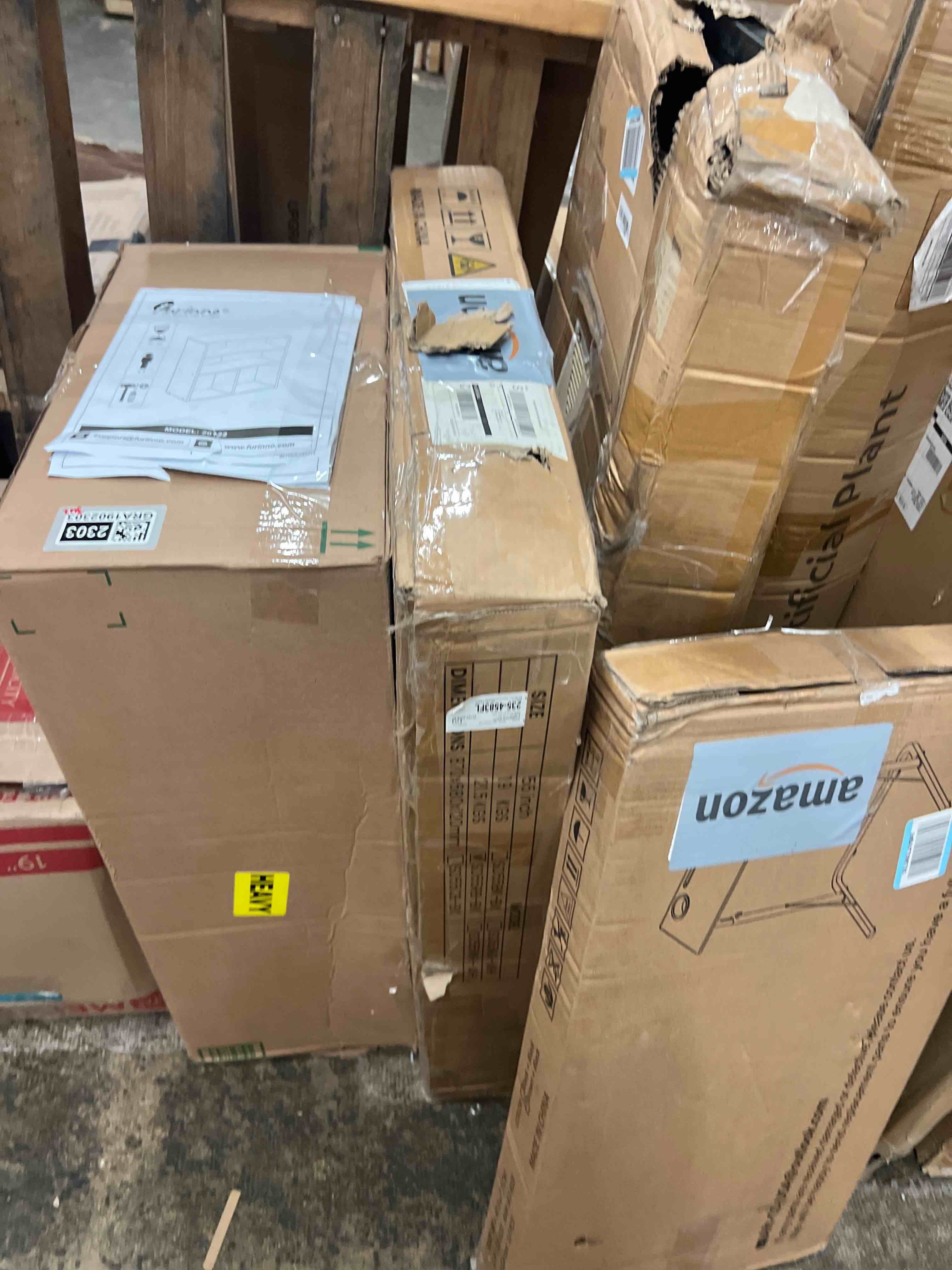 https://s3.amazonaws.com/lotting-images-prod/phillipi/GRA1902304_1757301717799.jpeg