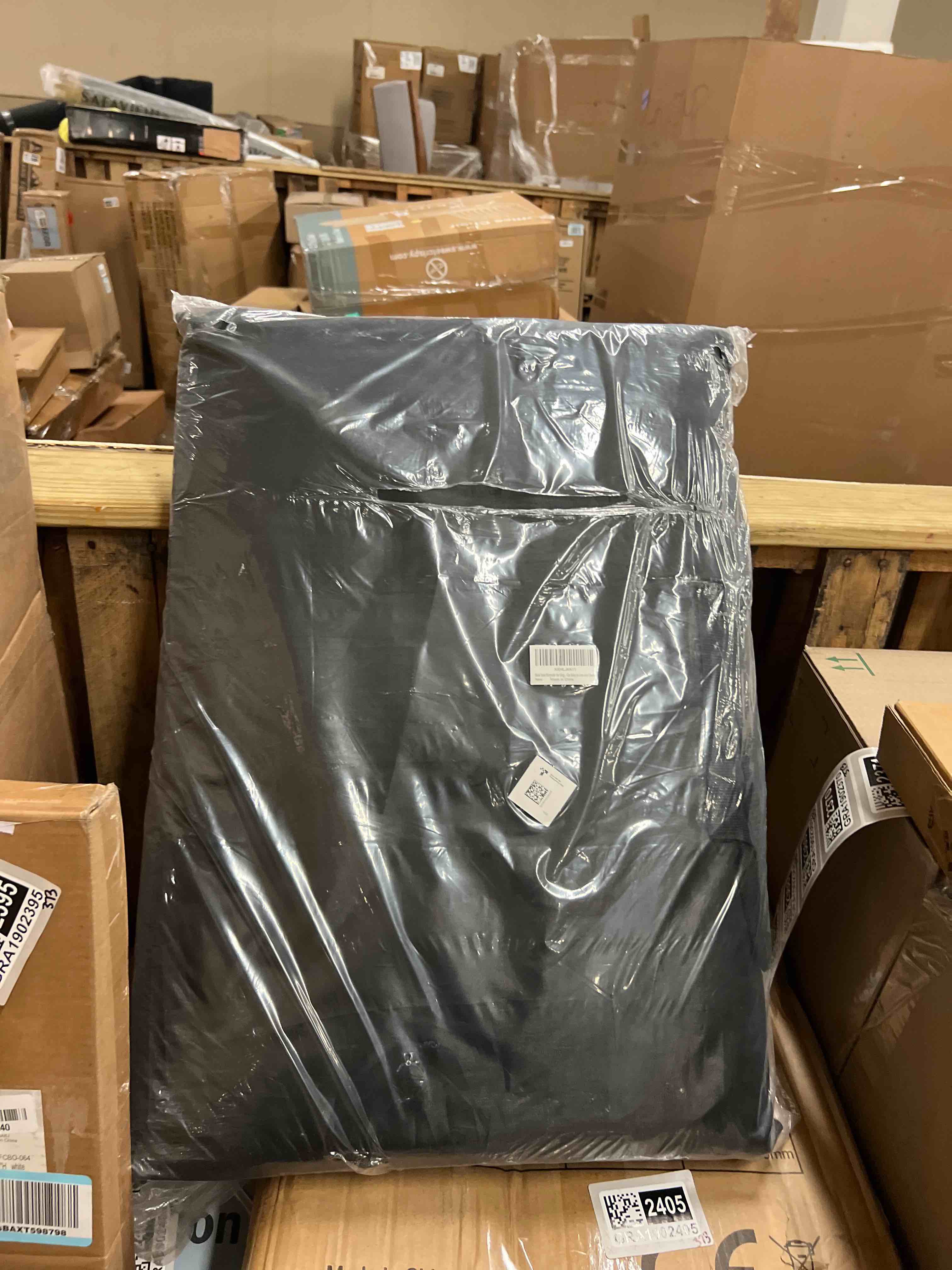 https://s3.amazonaws.com/lotting-images-prod/phillipi/GRA1902389_1757461258836.jpeg