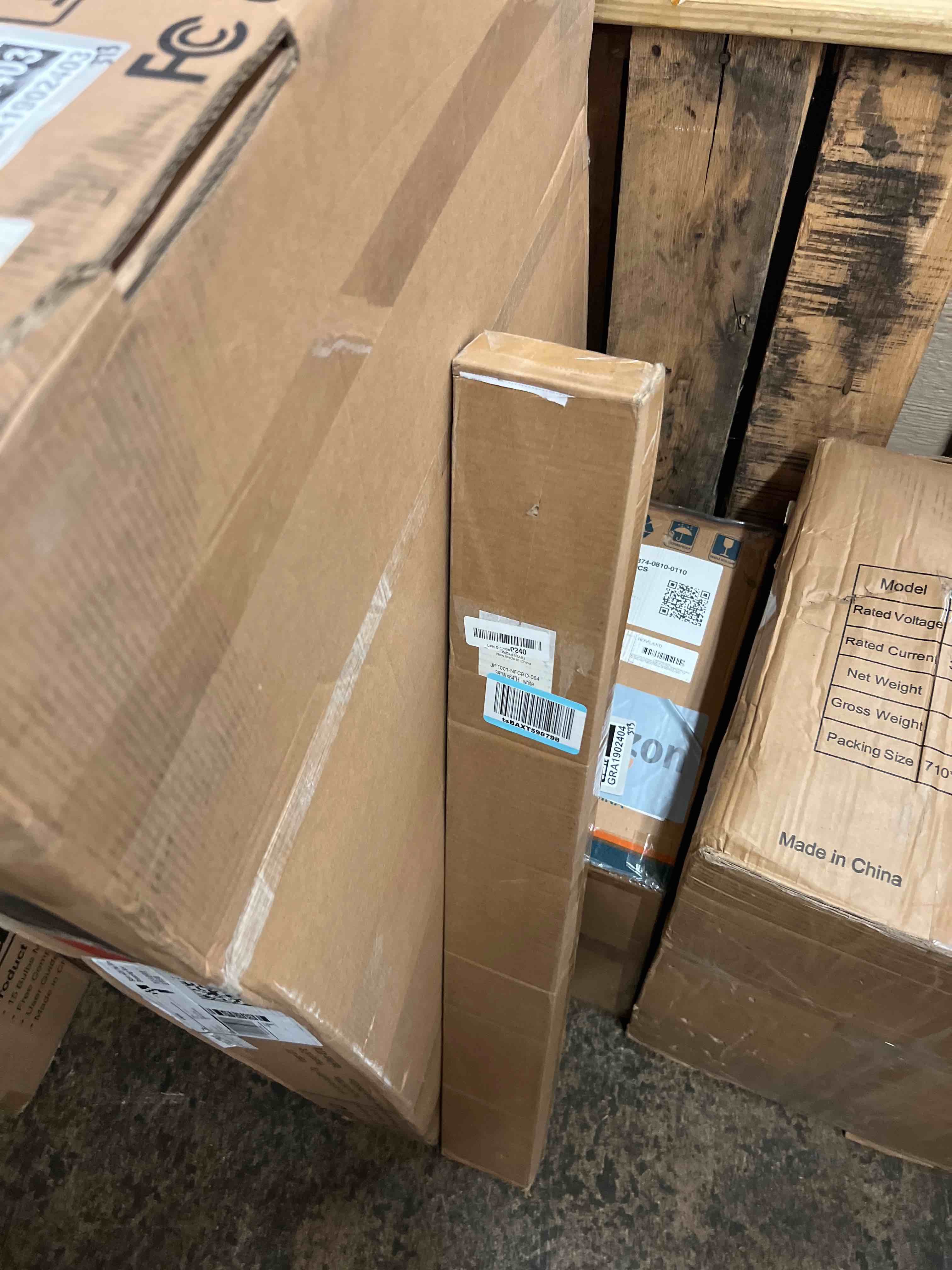 https://s3.amazonaws.com/lotting-images-prod/phillipi/GRA1902395_1757460379449.jpeg