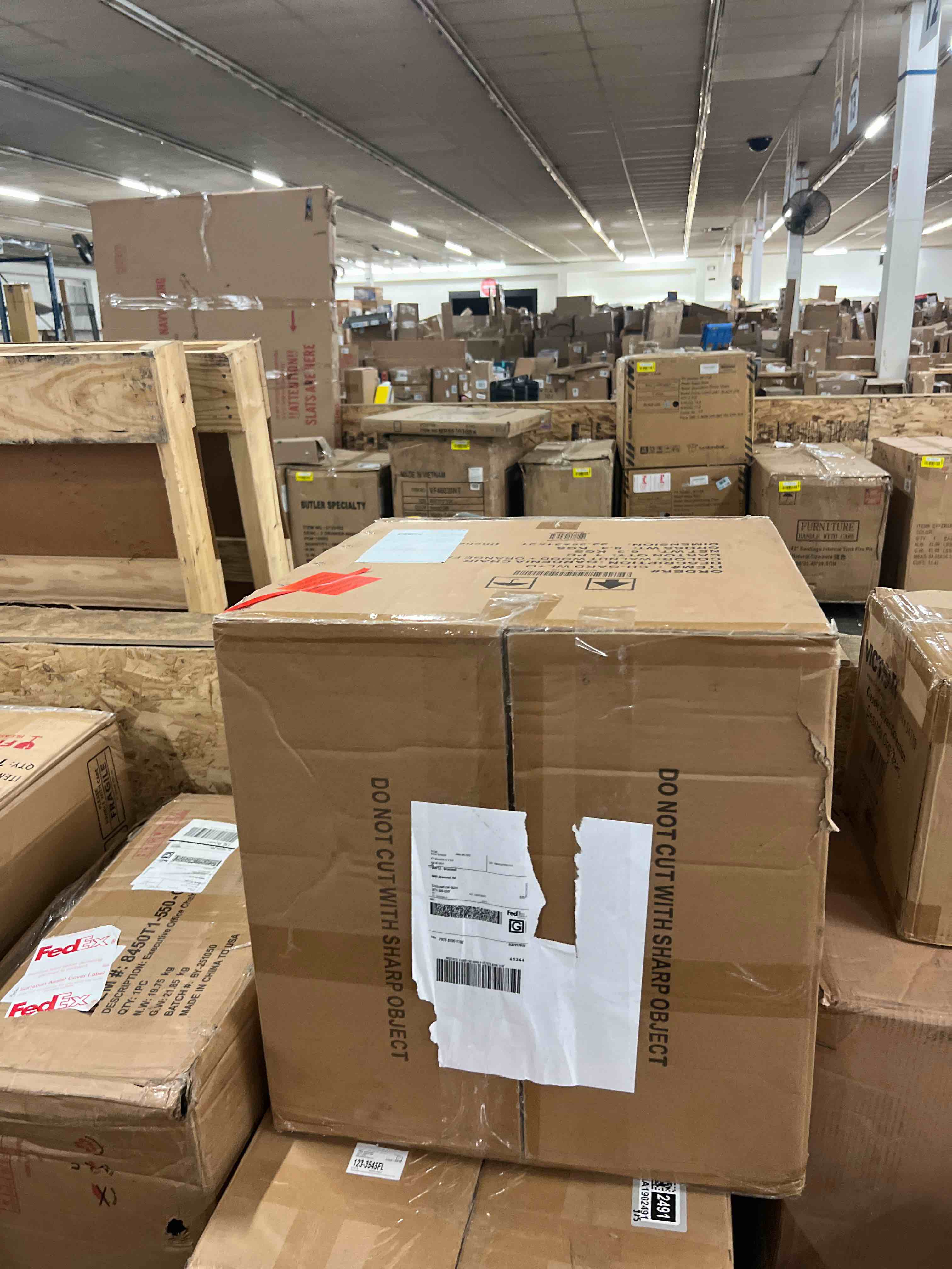 https://s3.amazonaws.com/lotting-images-prod/phillipi/GRA1902495_1757621567994.jpeg
