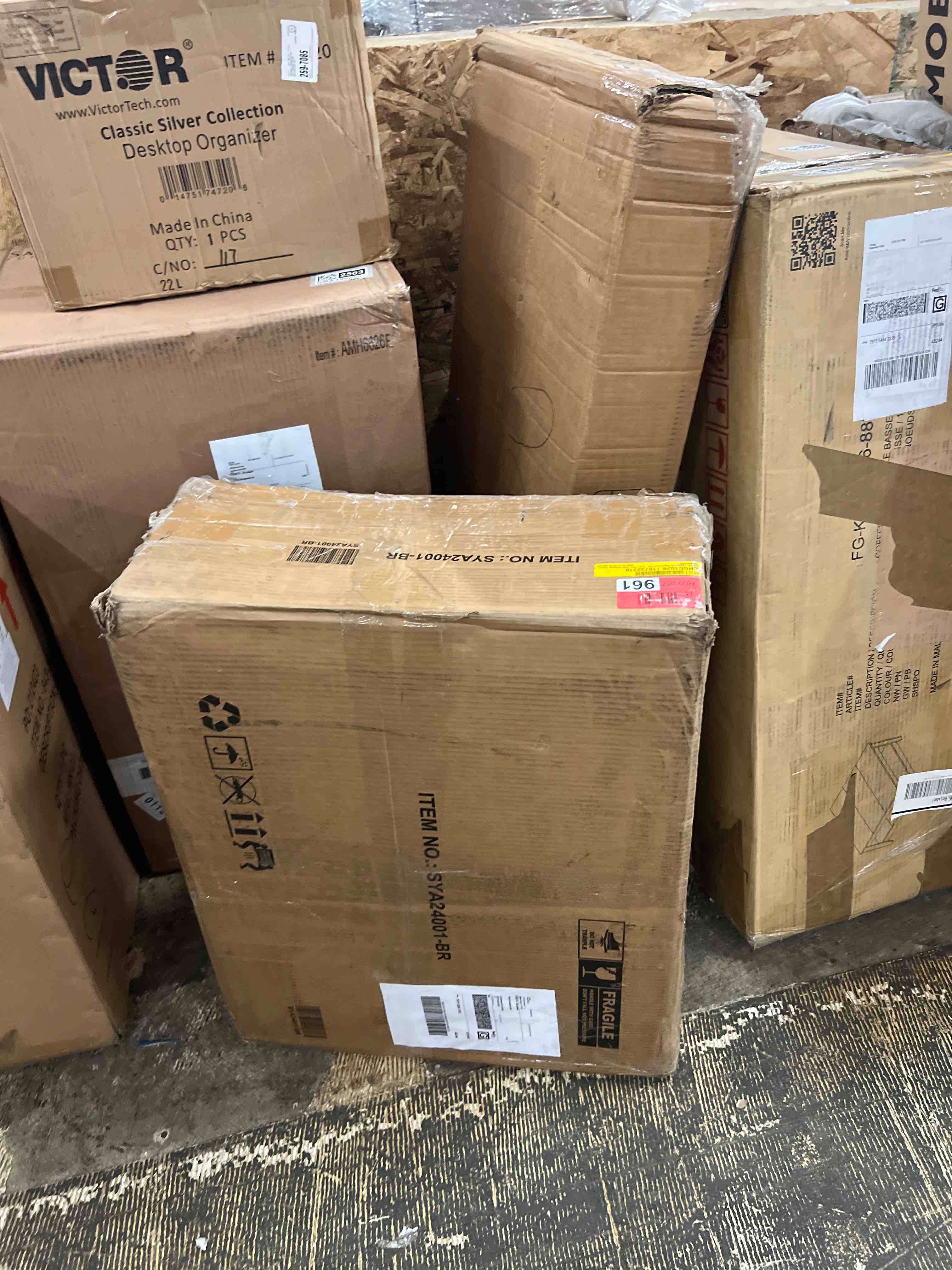 https://s3.amazonaws.com/lotting-images-prod/phillipi/GRA1902498_1757621130551.jpeg
