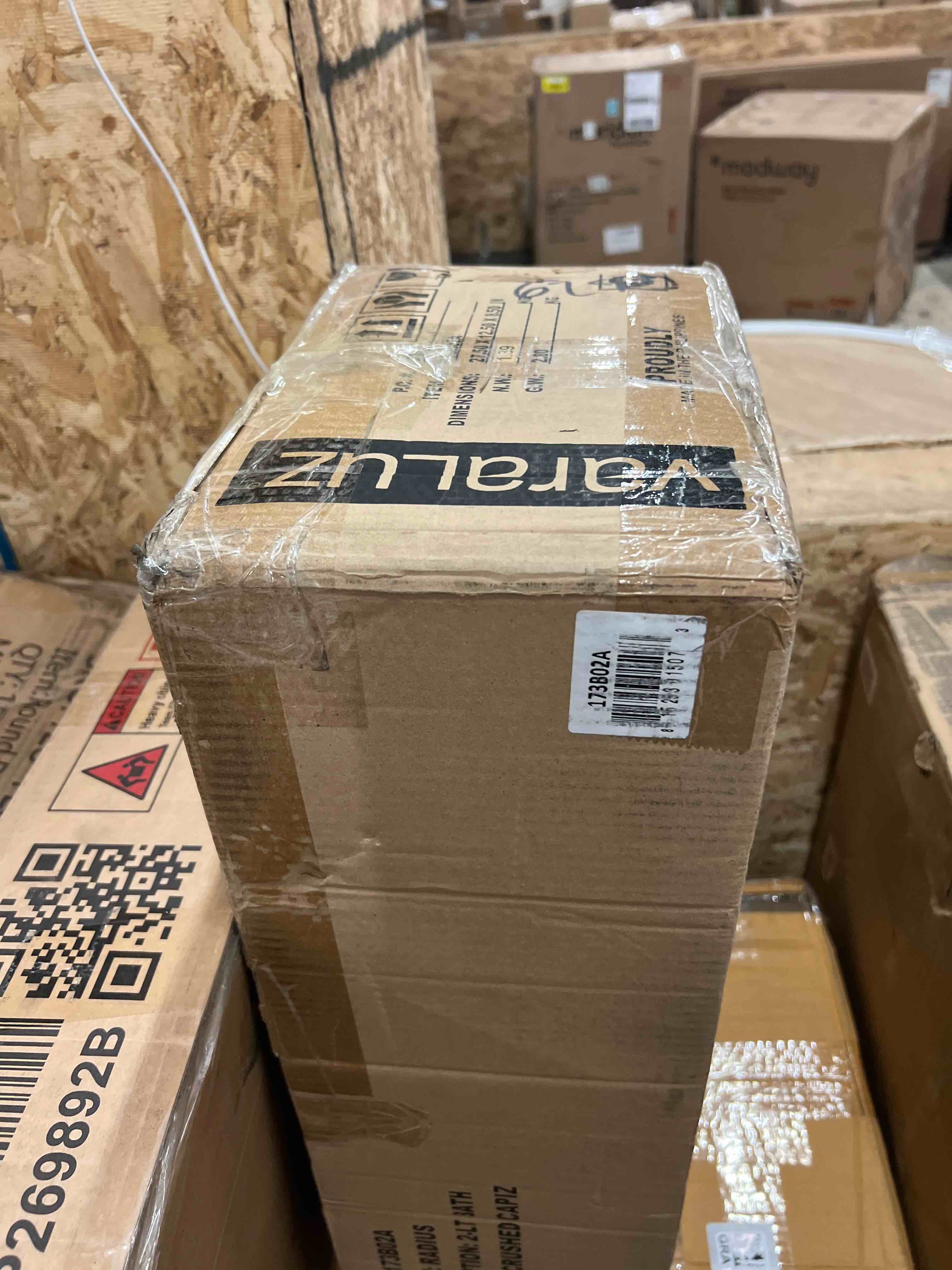 https://s3.amazonaws.com/lotting-images-prod/phillipi/GRA1902511_1757619758734.jpeg
