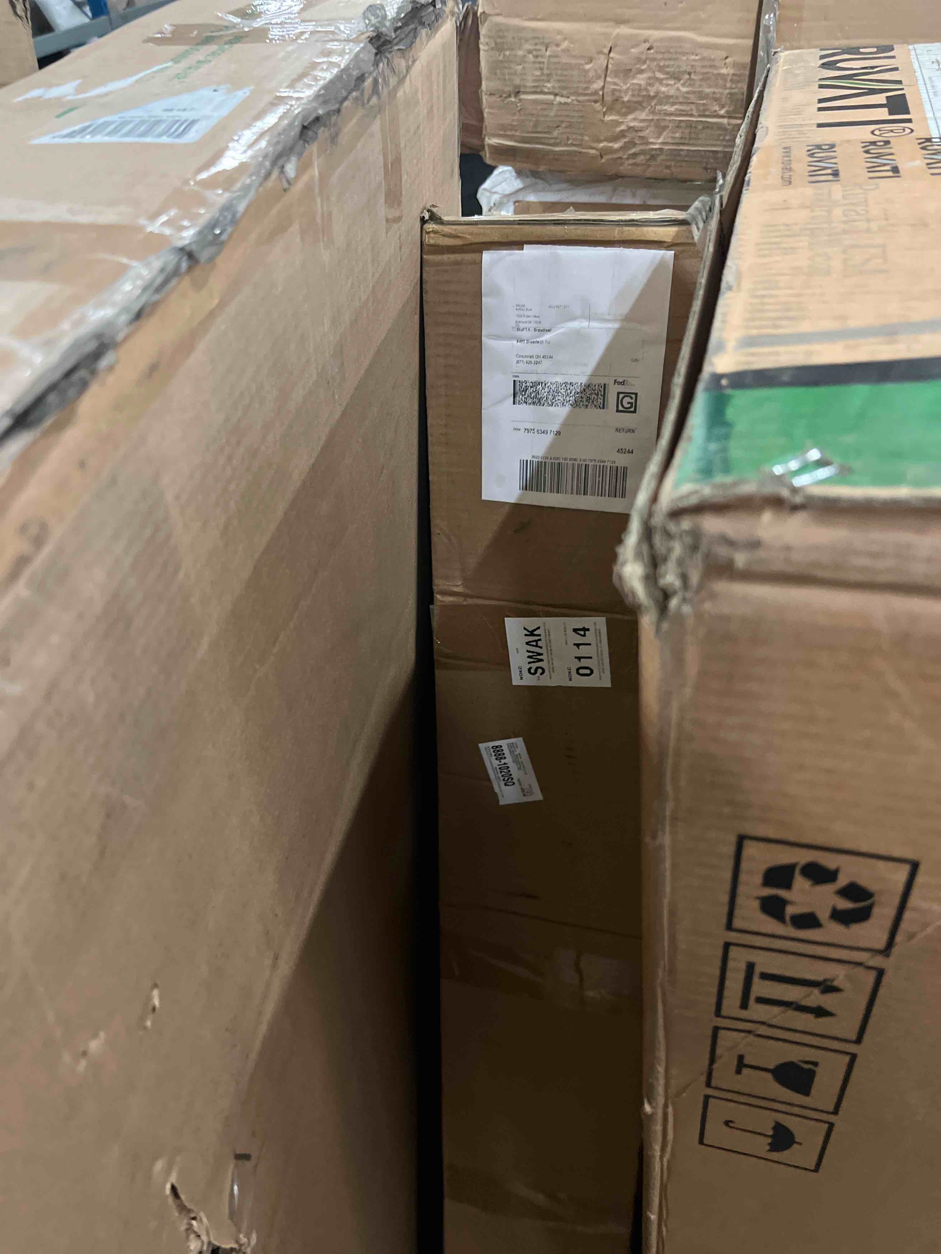 https://s3.amazonaws.com/lotting-images-prod/phillipi/GRA1902540_1757631436479.jpeg