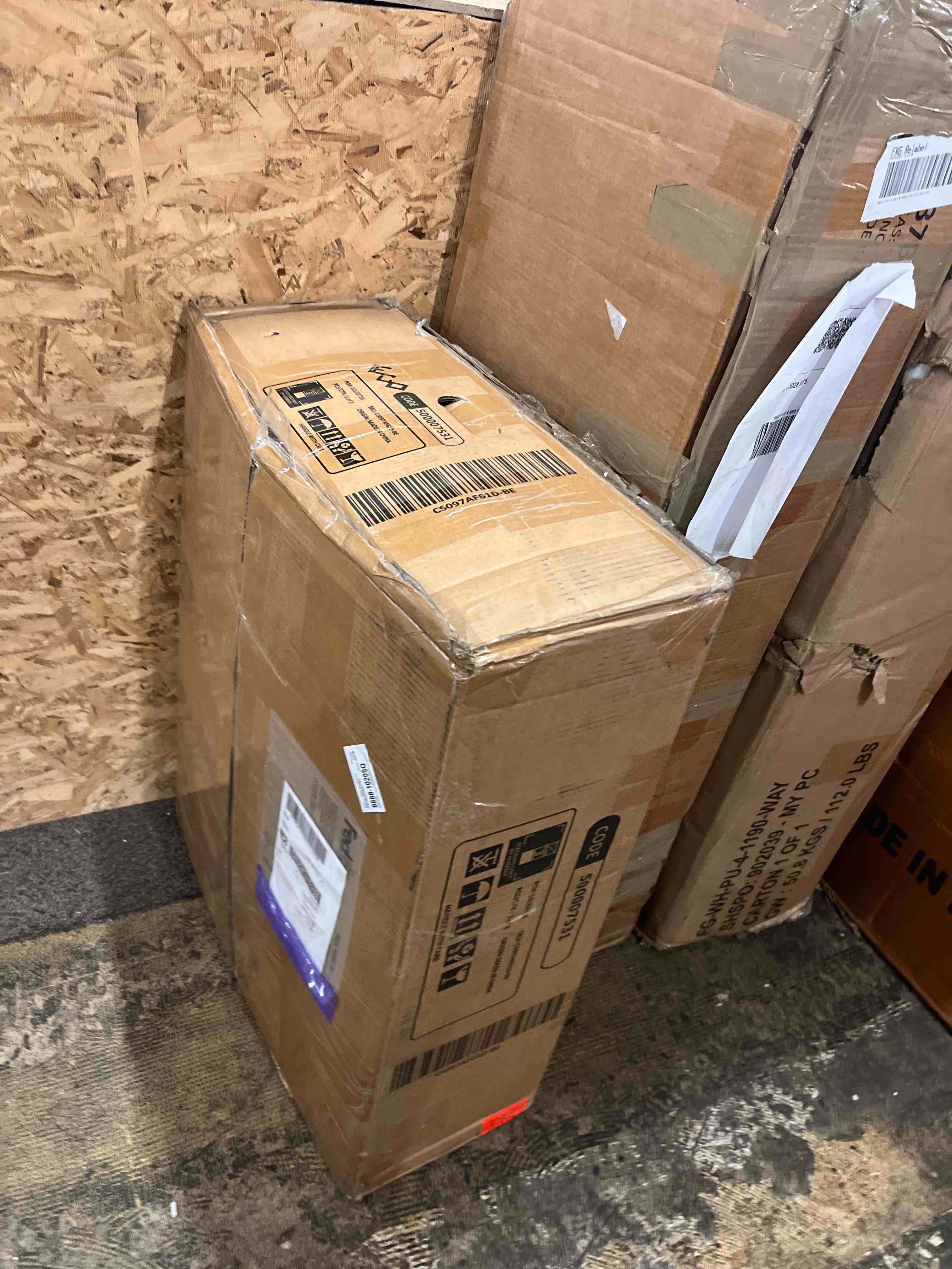 https://s3.amazonaws.com/lotting-images-prod/phillipi/GRA1902545_1757623044674.jpeg