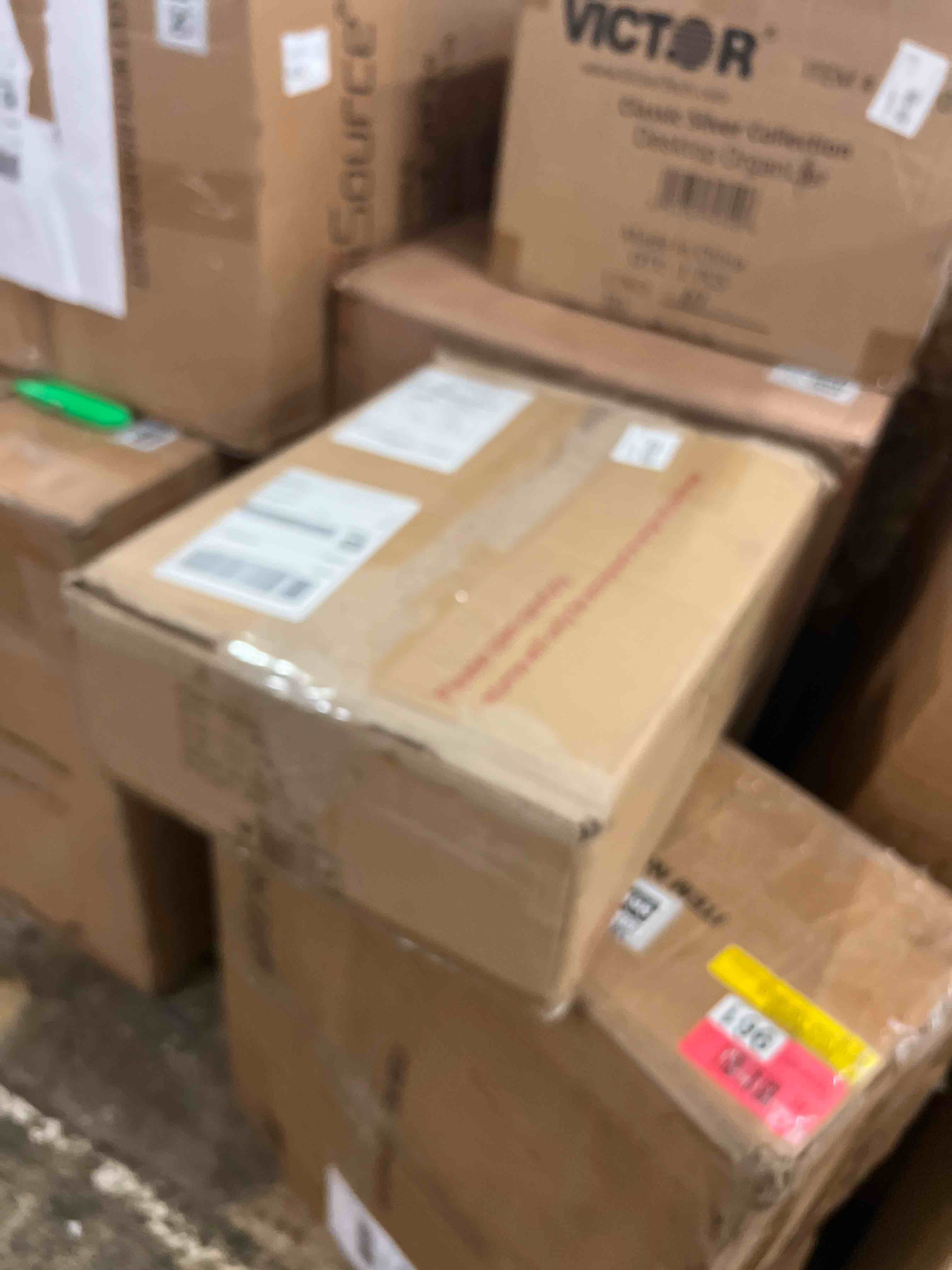https://s3.amazonaws.com/lotting-images-prod/phillipi/GRA1902547_1757622092150.jpeg