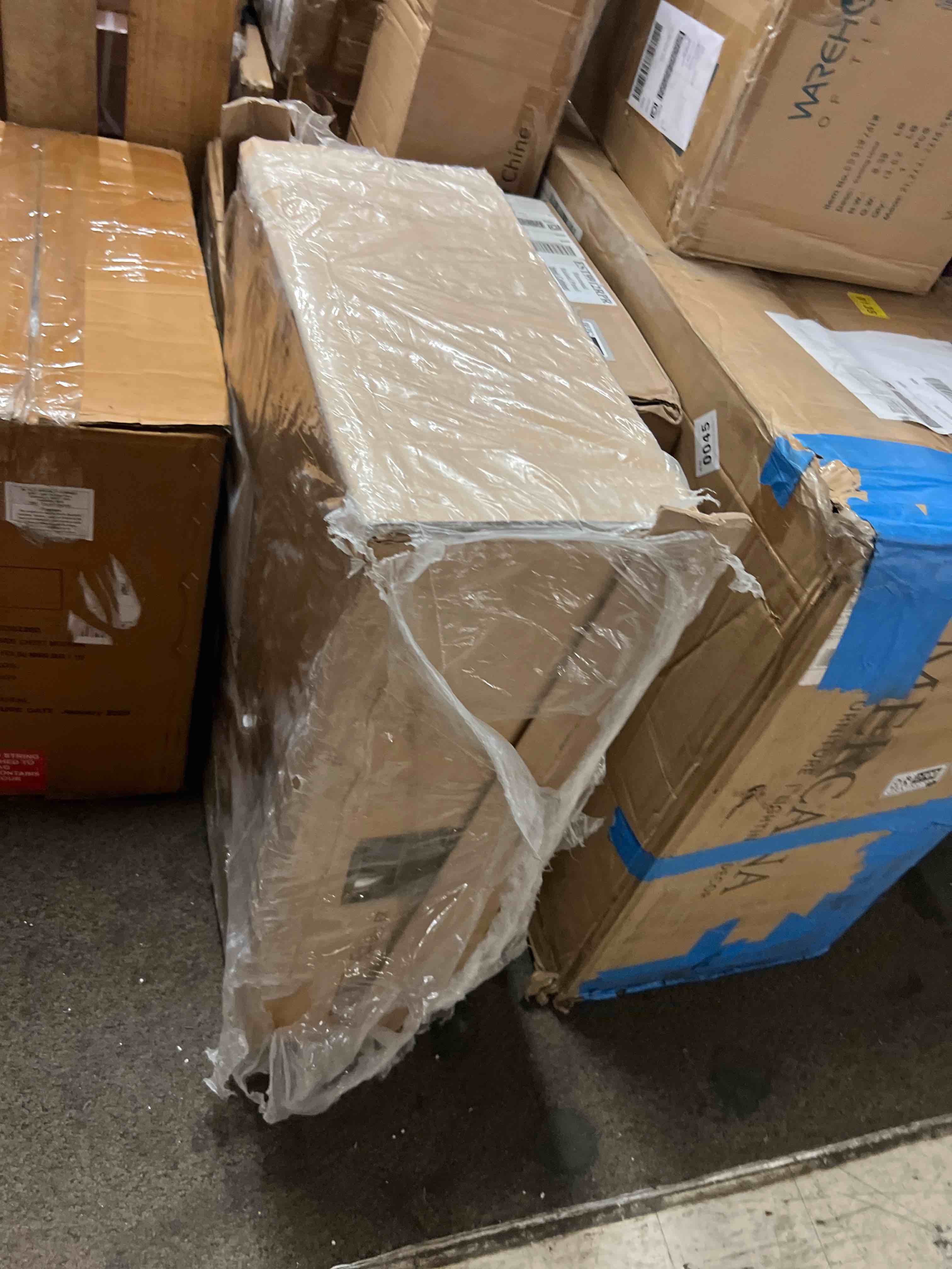 https://s3.amazonaws.com/lotting-images-prod/phillipi/GRA1902681_1758062450762.jpeg